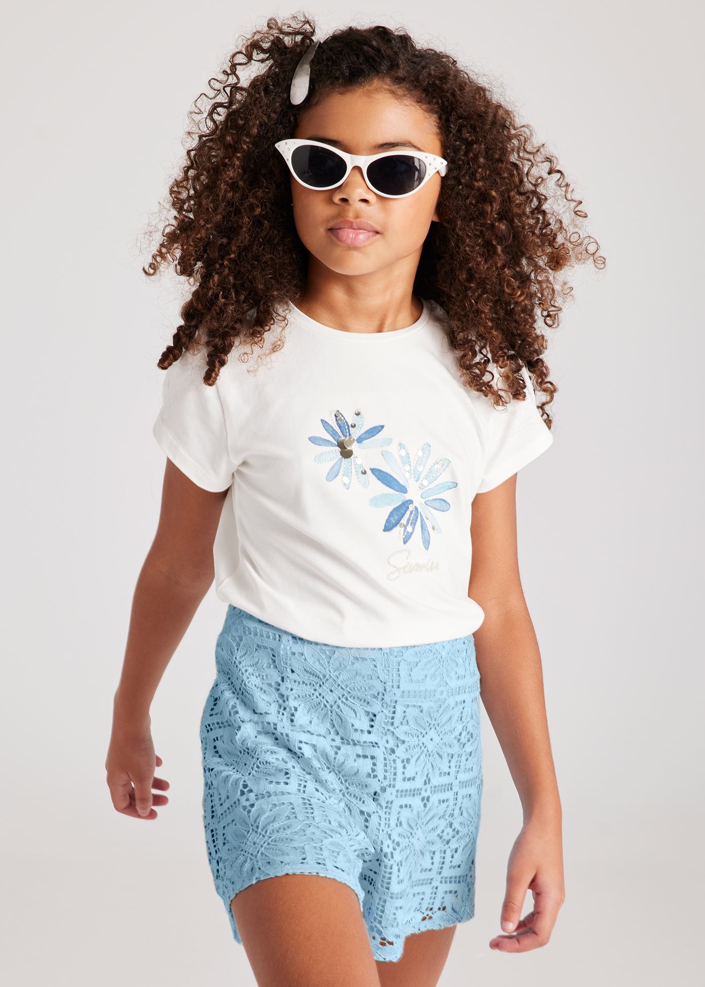 Girl T-Shirt with Flower Embroidery