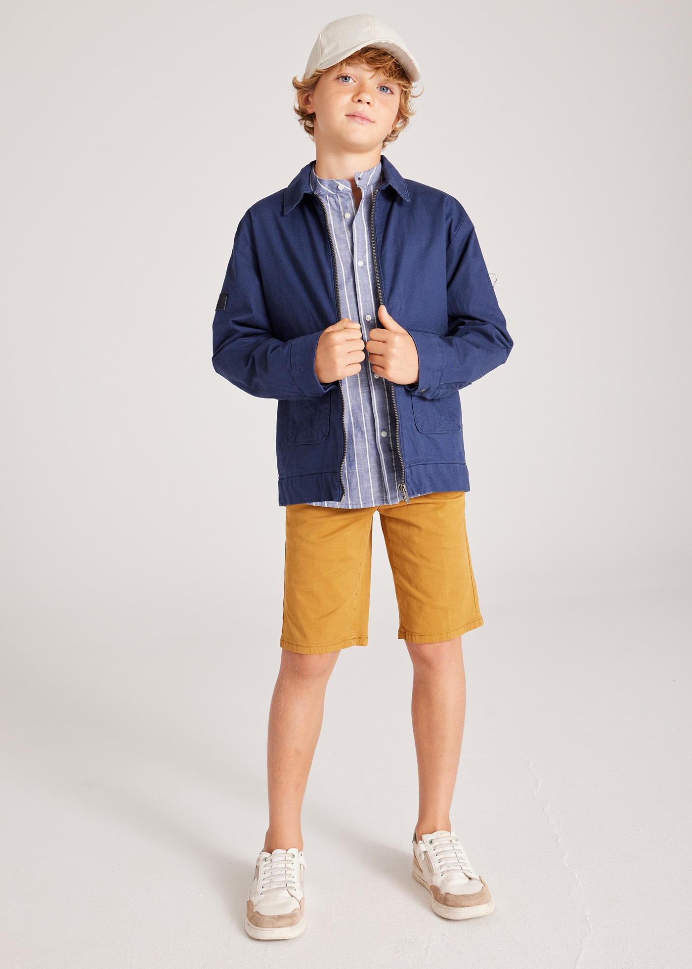 Boy jacket with linen