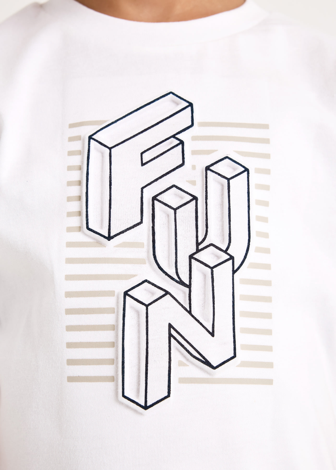 Tricou text relief baiat