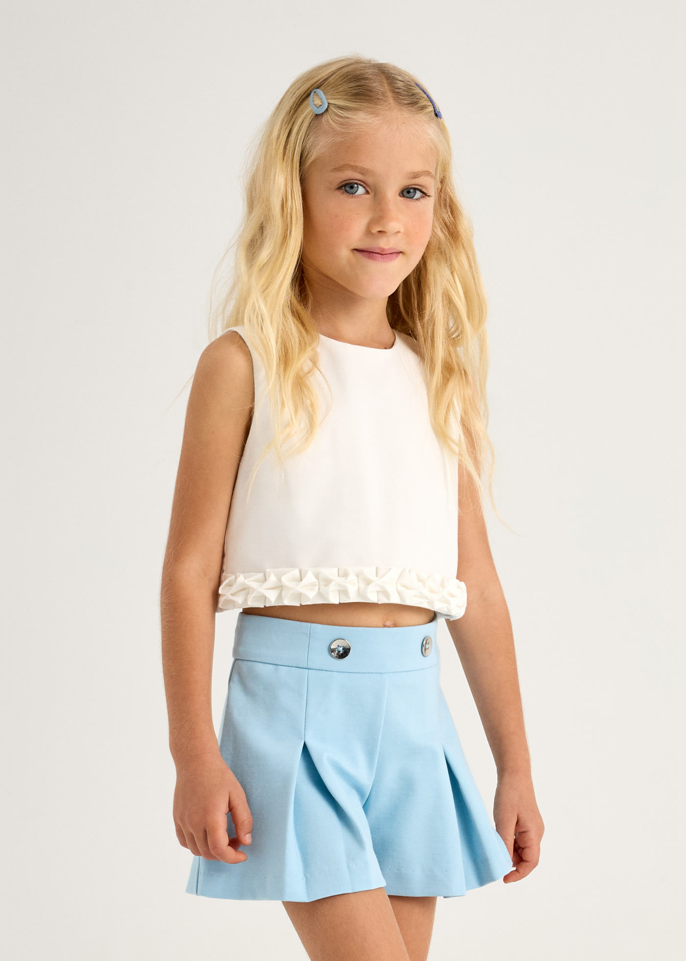 Pantalón corto fuelles niña