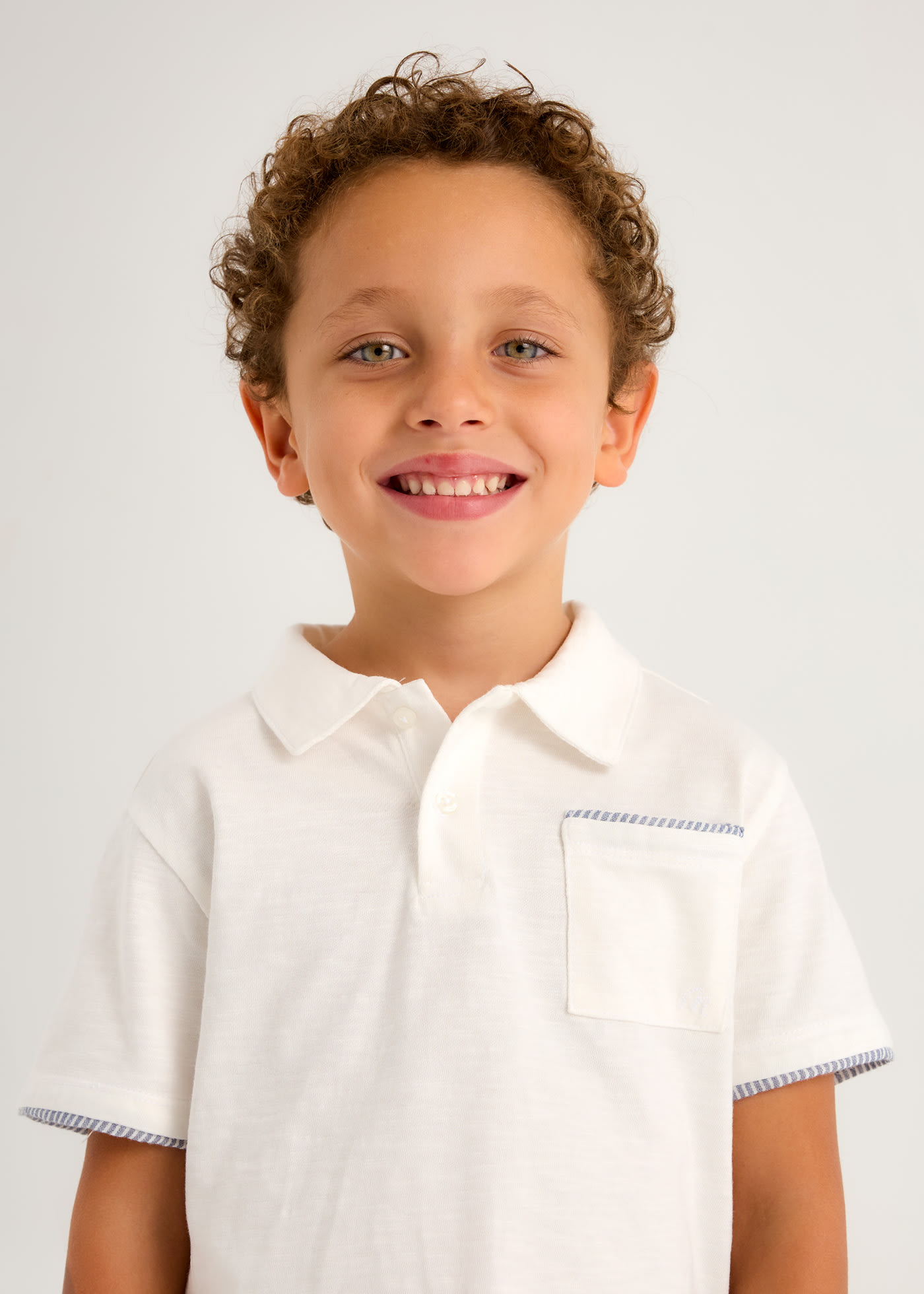 Conjunto bermuda e polo menino