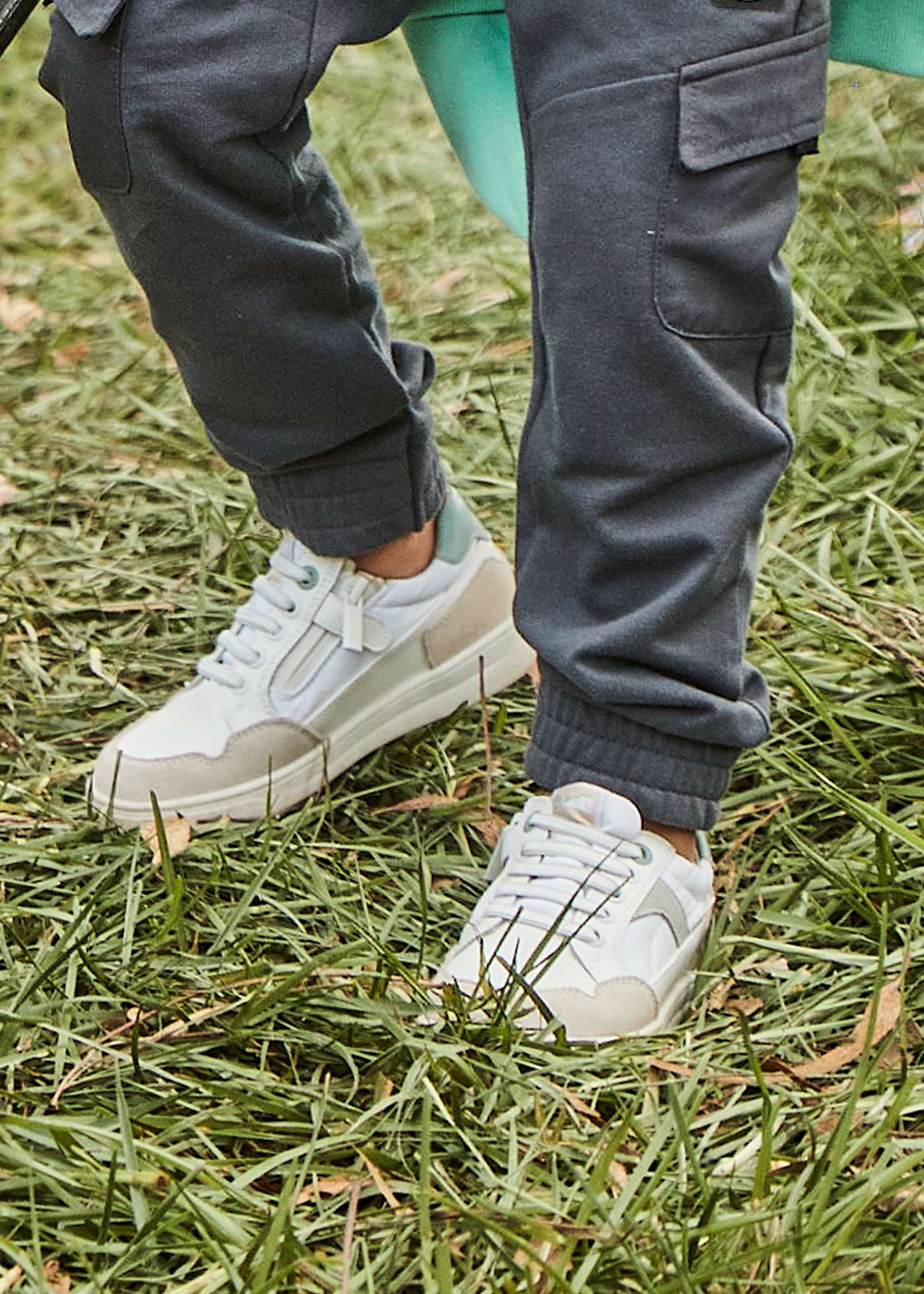Feine Leder Sportschuhe Jungen
