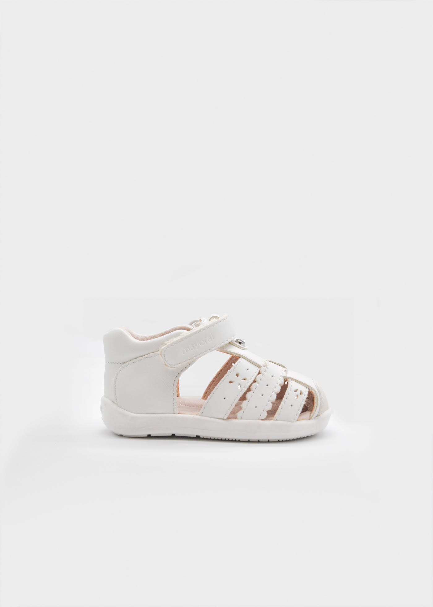 Baby leather sandals