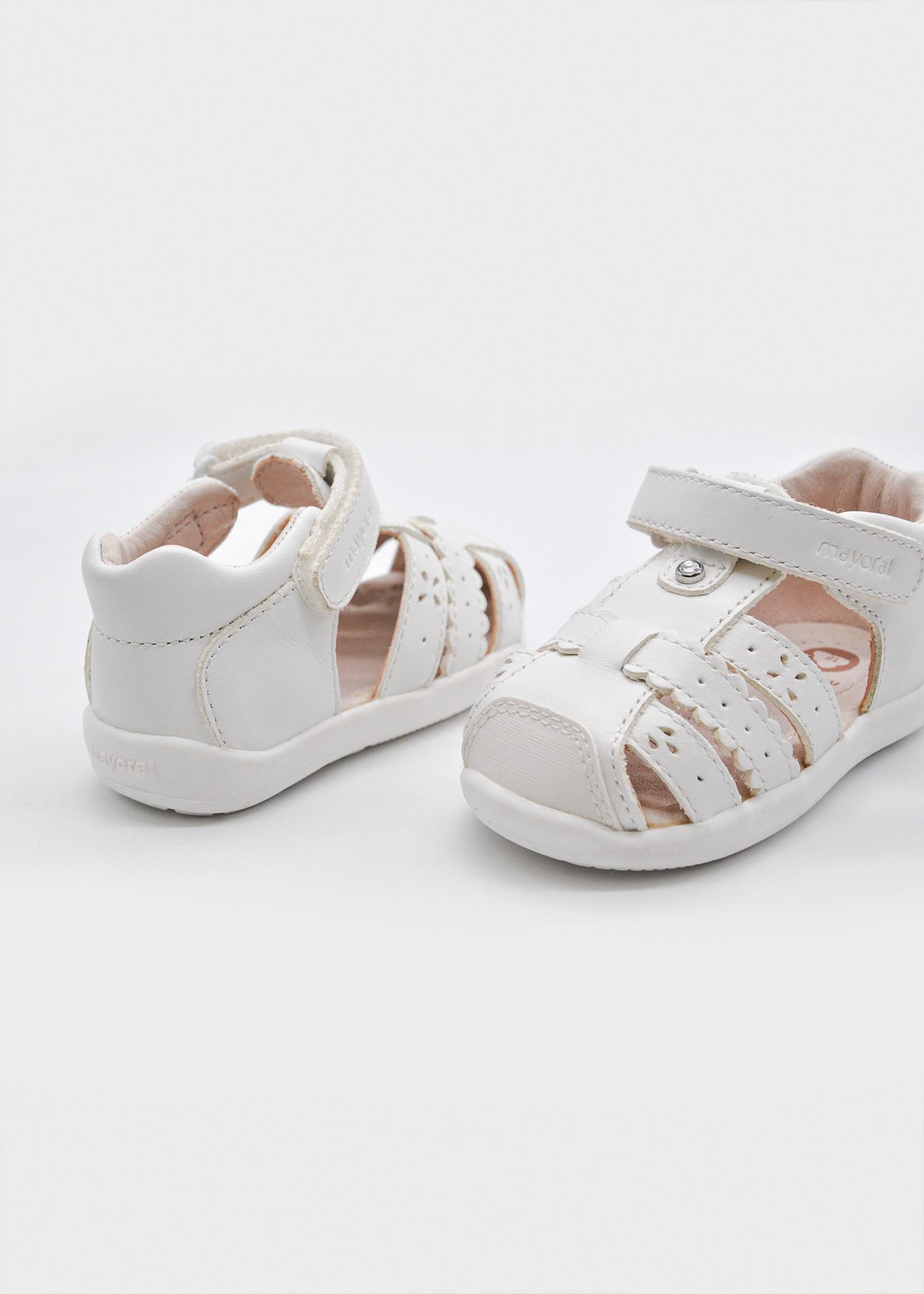 Sandali ragnetto pelle neonata