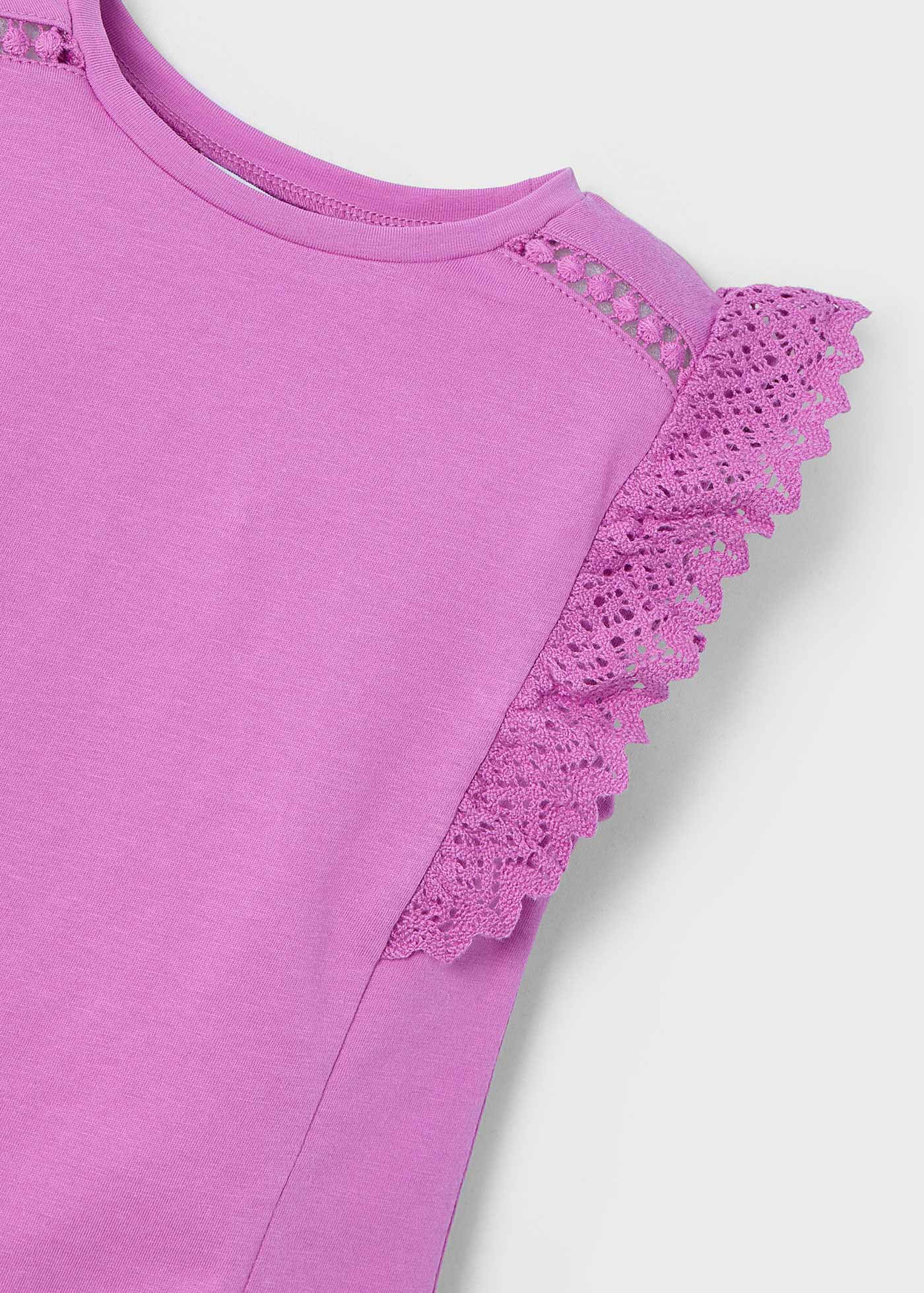 Camiseta detalles croché niña