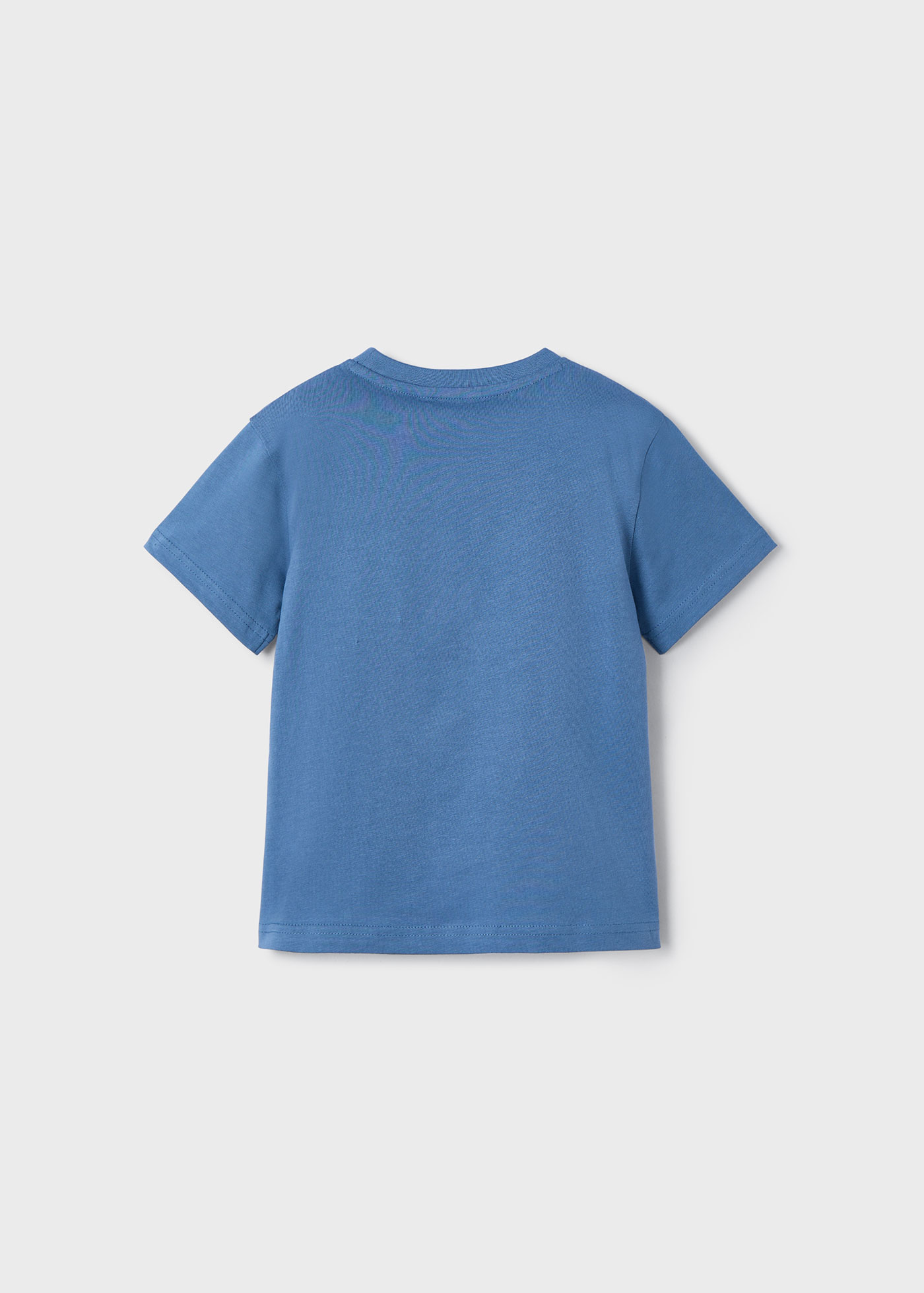 Tricou brodat plaja baiat