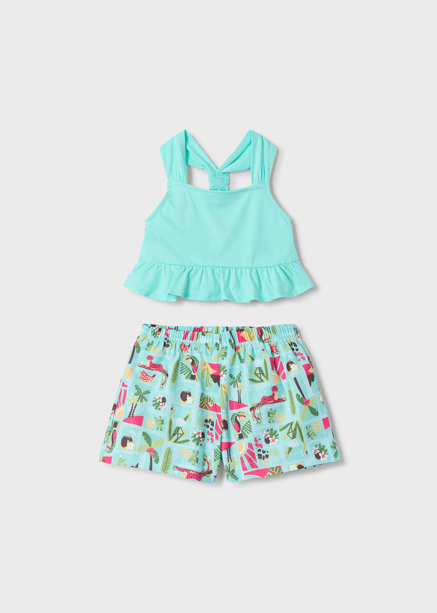 Conjunto pantalón corto estampado y camiseta niña
