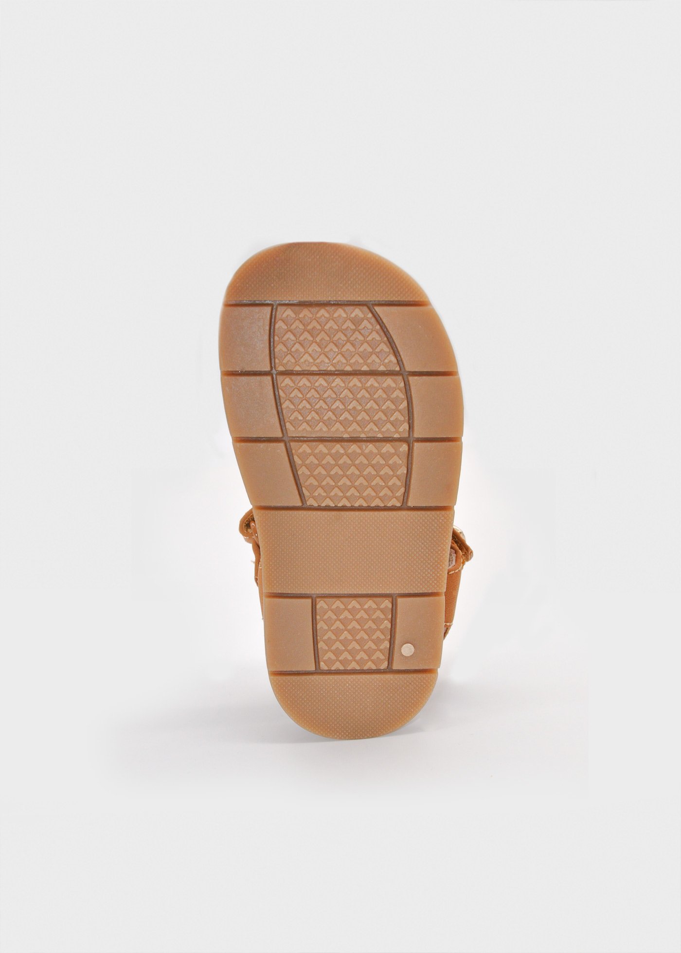 Baby sandals with serrated sole