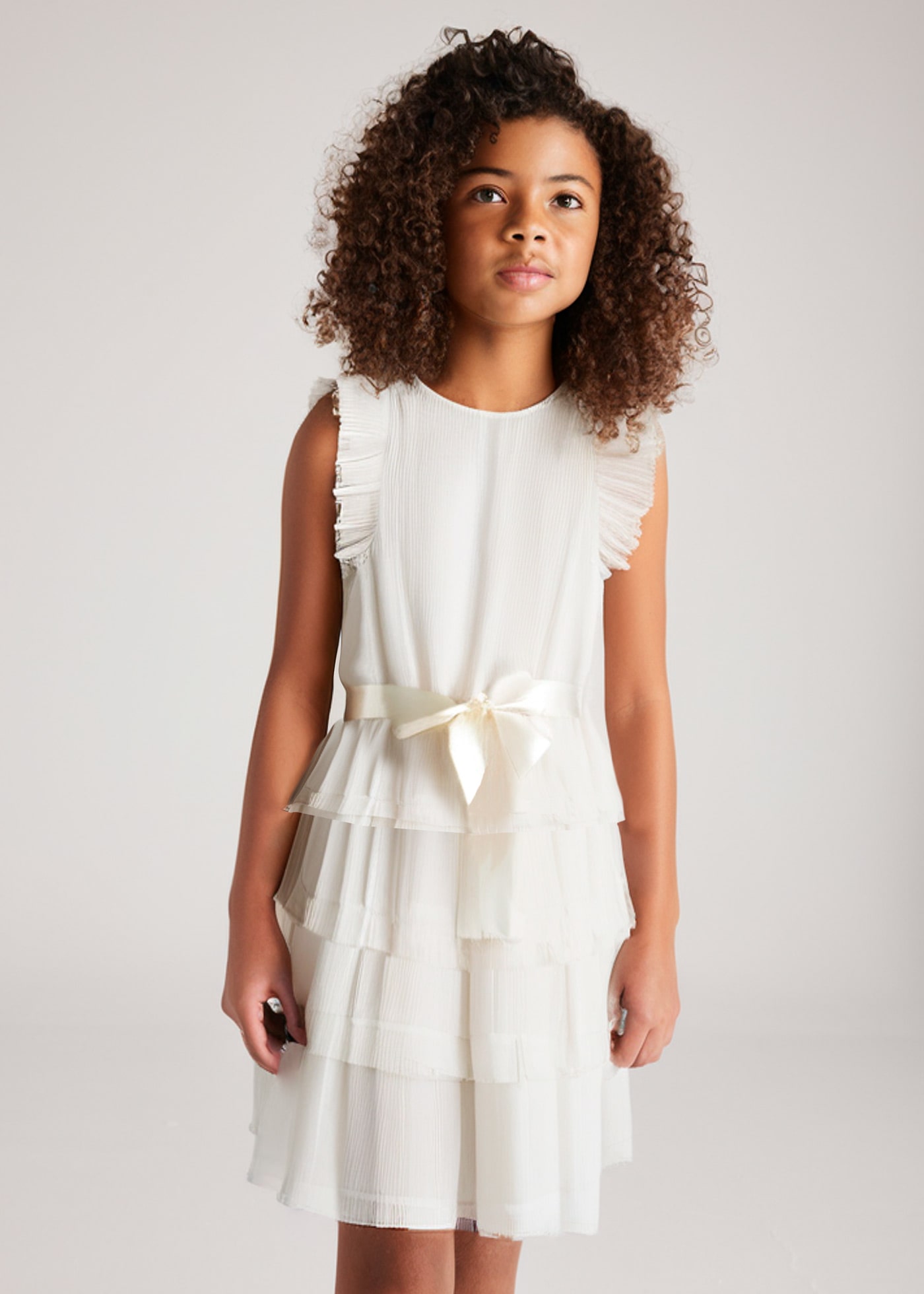 Vestido folhos tule rapariga