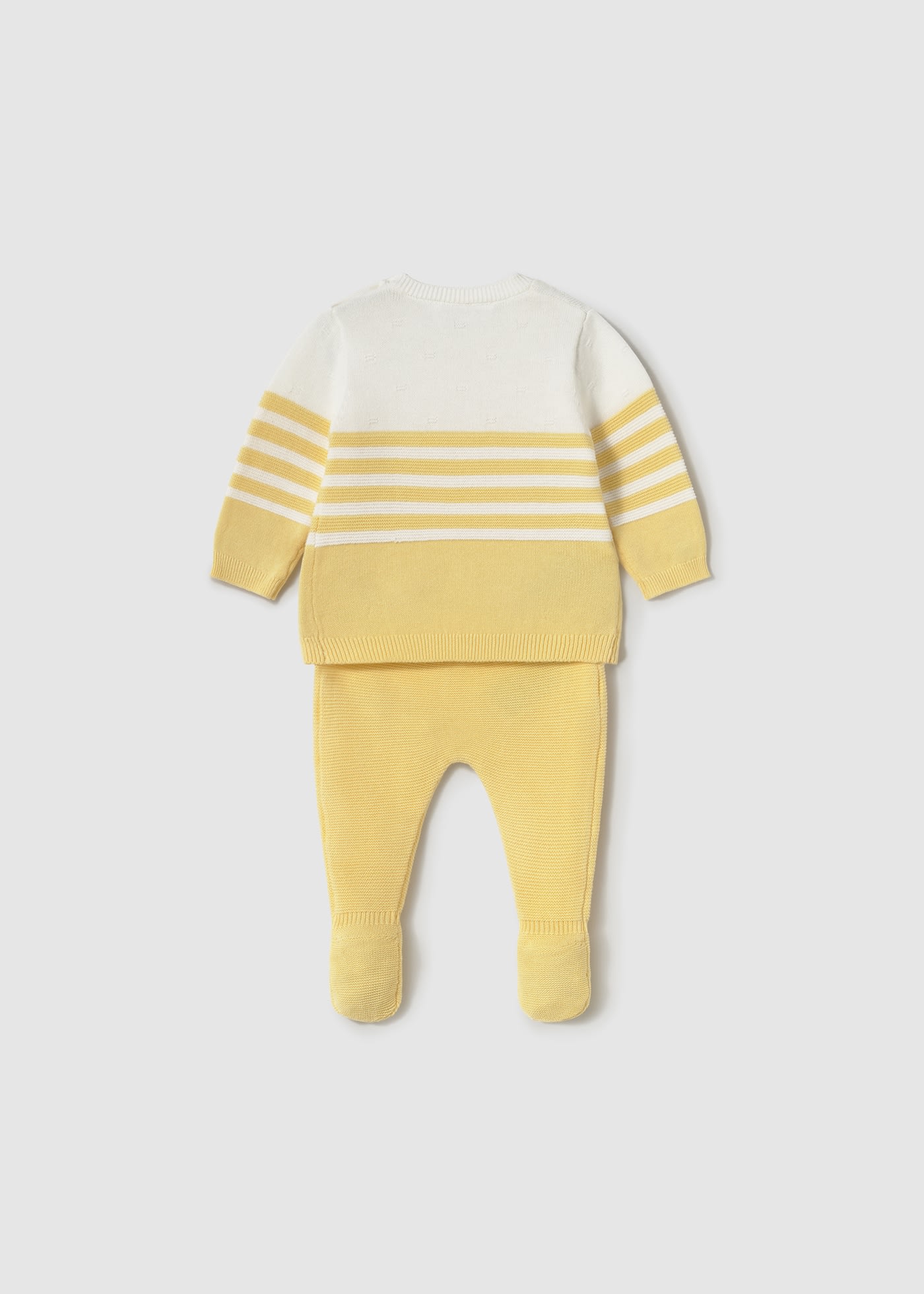 Set pantaloni cu botosei si pulover tricot nou-nascut