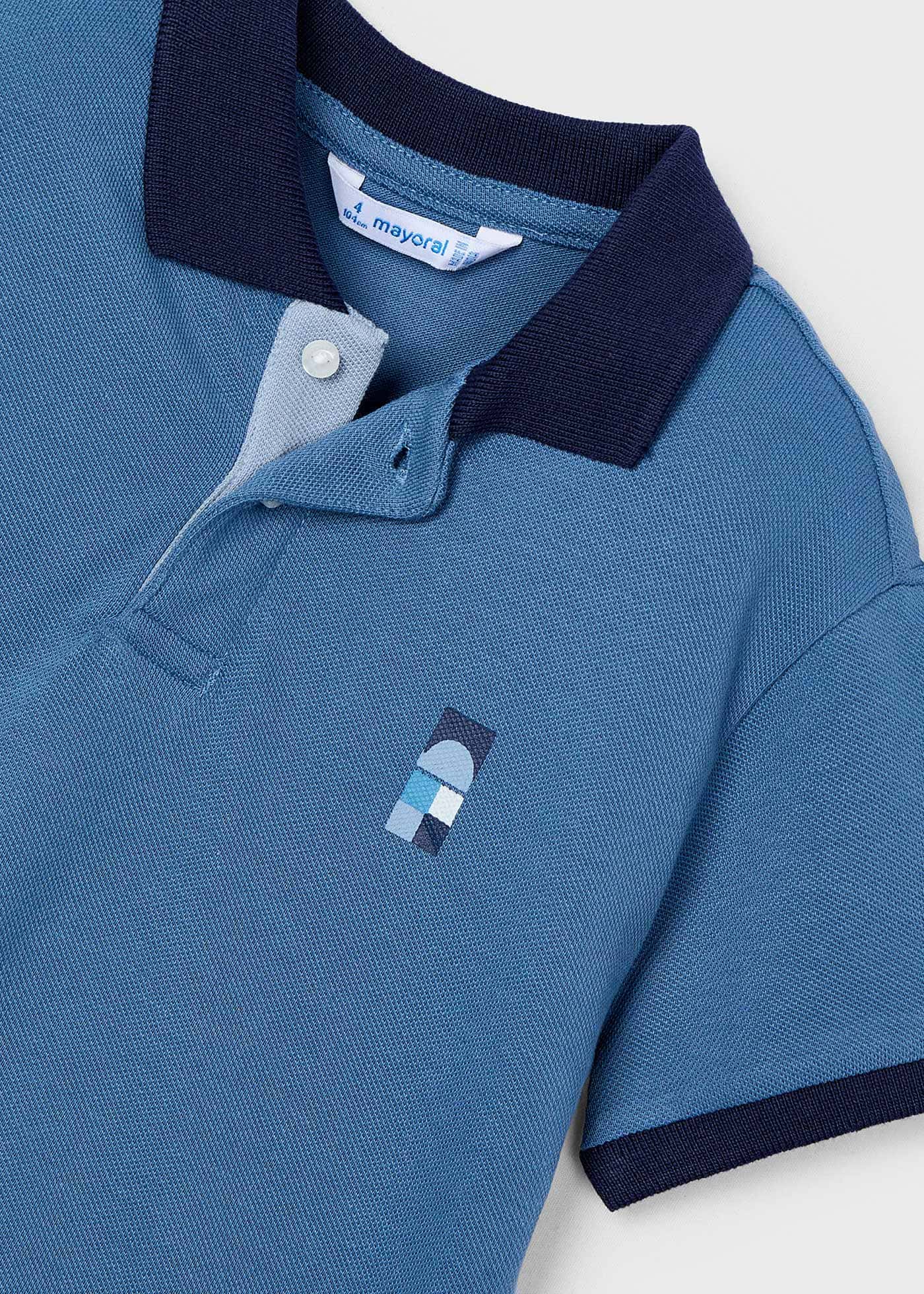 Polo z grafiką na plecach dla chłopca