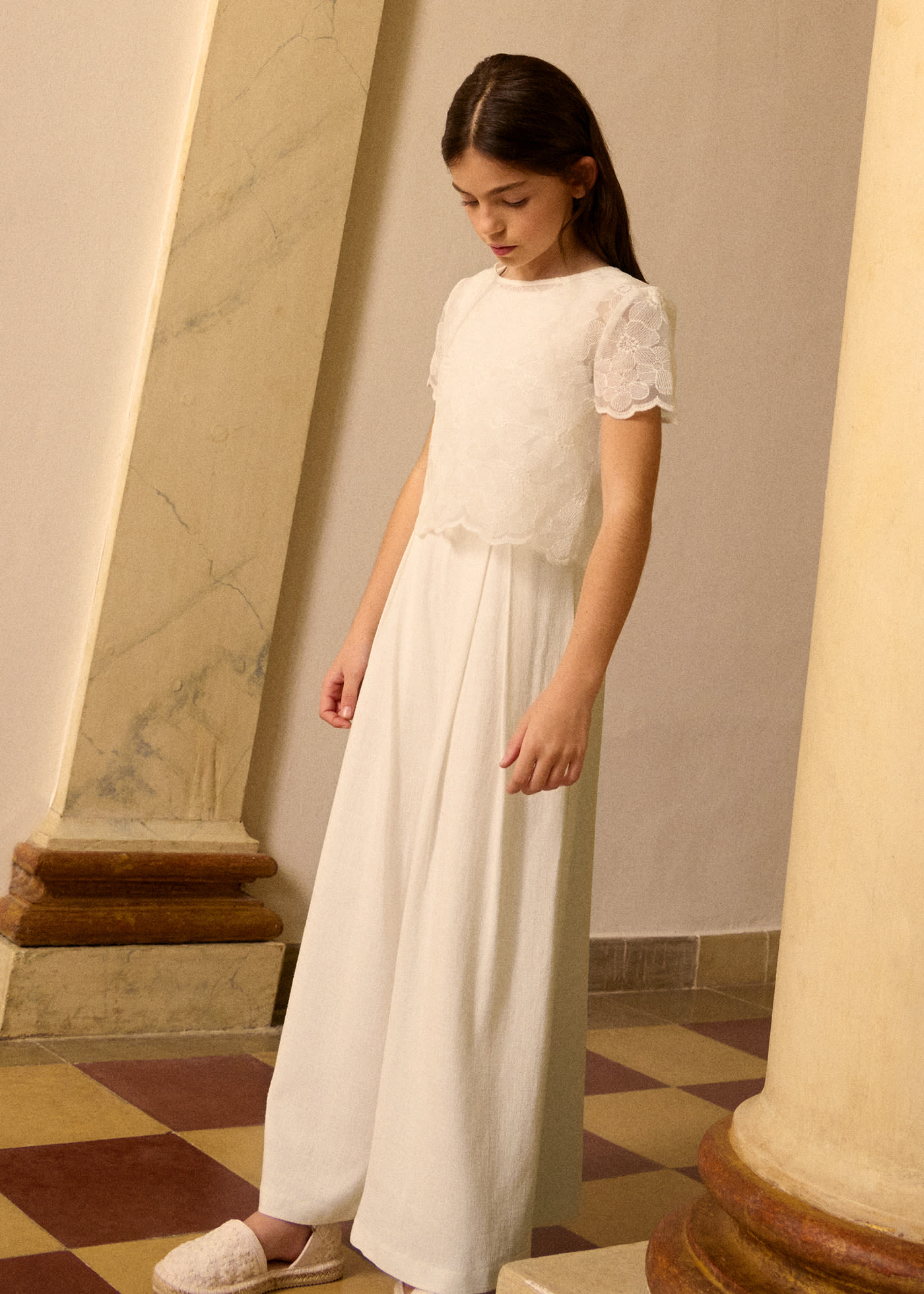 Mono Comunión con top de organza niña