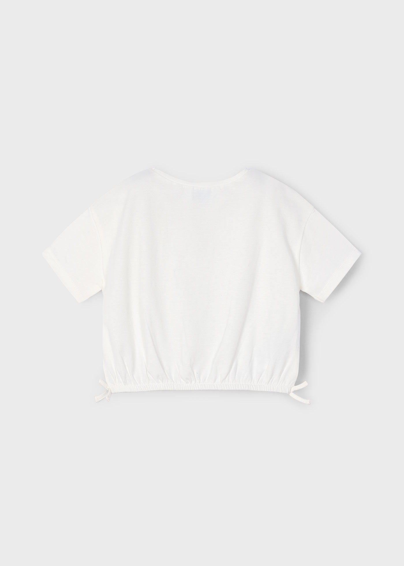 Tricou aplicatii crosetate fetita
