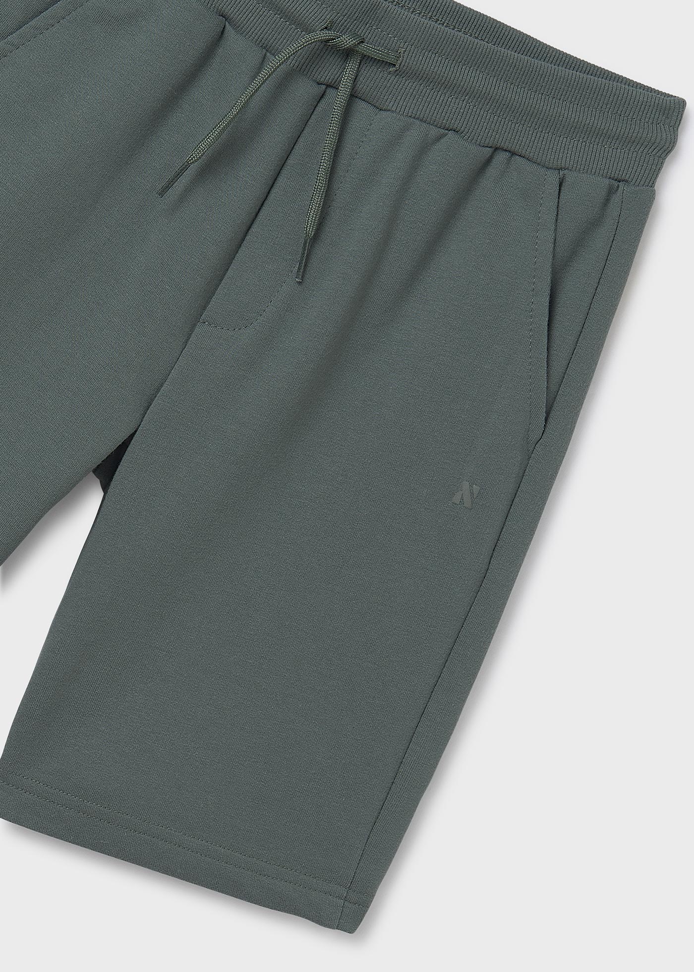 Boy basic sporty shorts