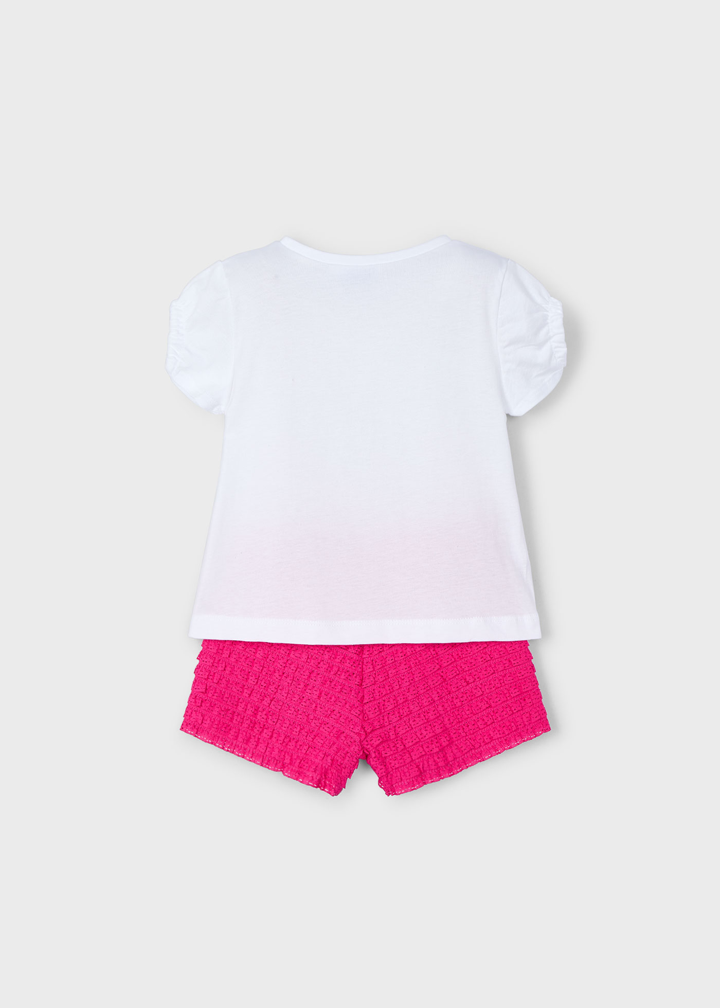 Conjunto calção e t-shirt menina