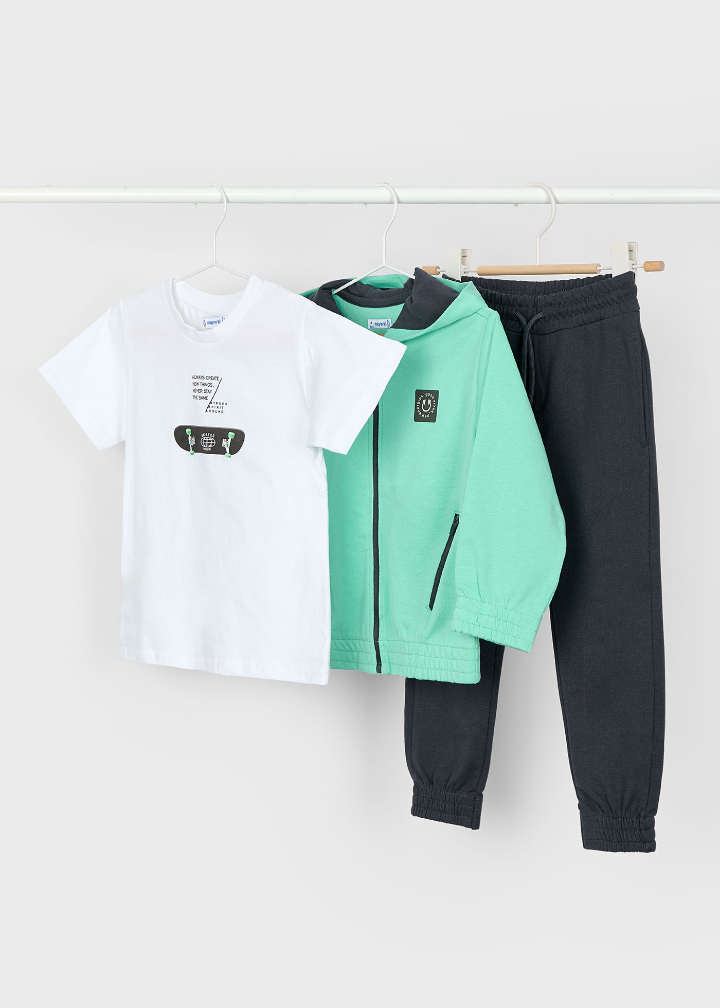 Boy Skateboard T-Shirt and Tracksuit Set