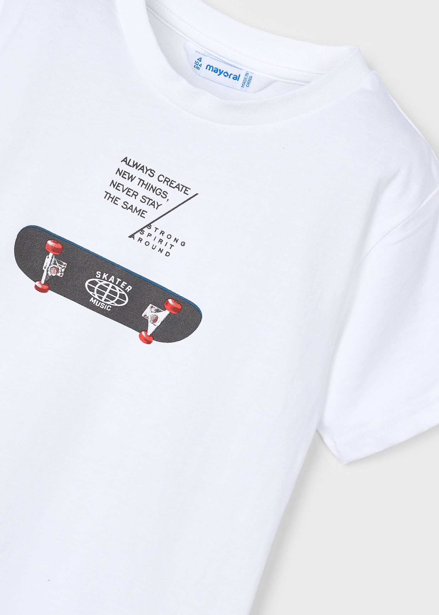 Fato treino com t-shirt skate menino