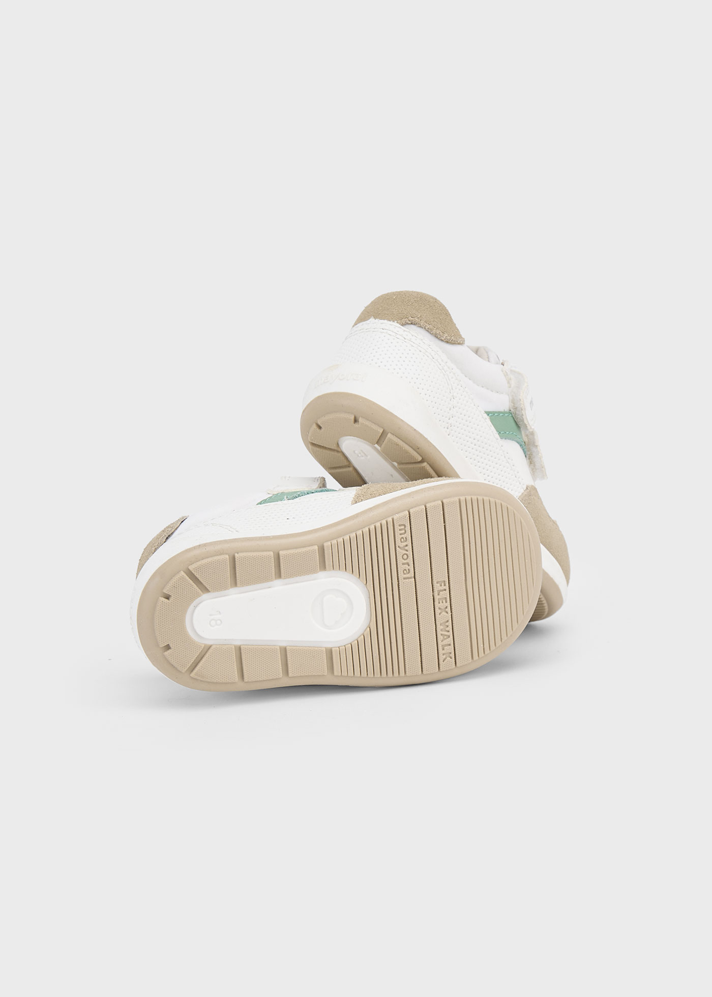 Buty sportowe skórzane dla niemowlęcia