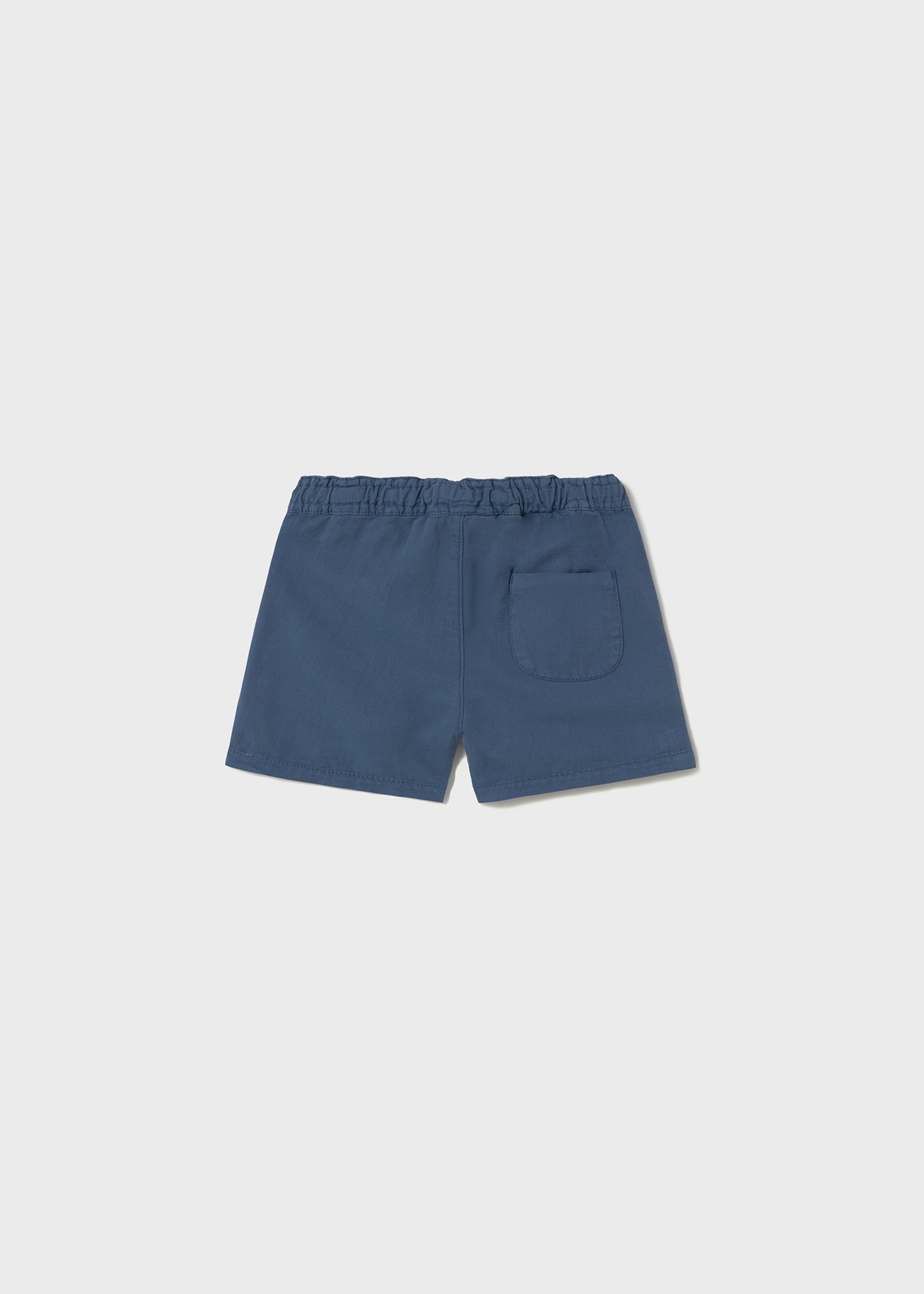 Bermudas corte folgado com linho bebé