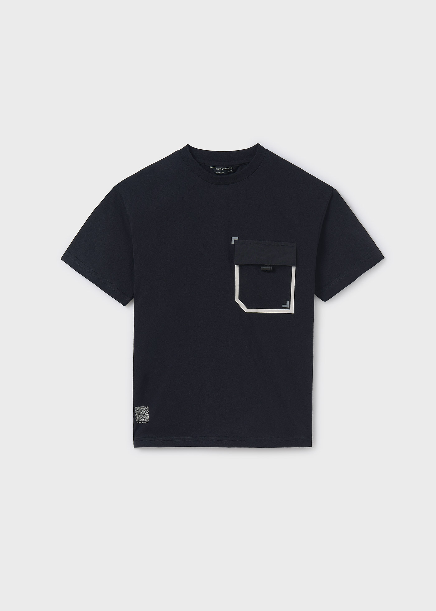 Boy contrast pocket t-shirt