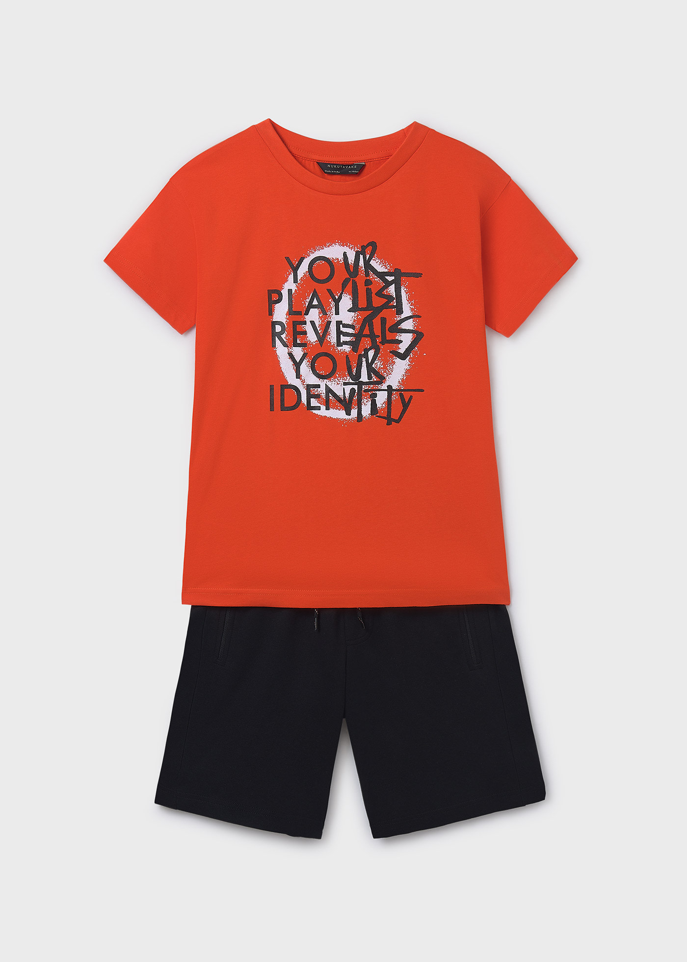 Conjunto bermudas e t-shirt mensagem rapaz