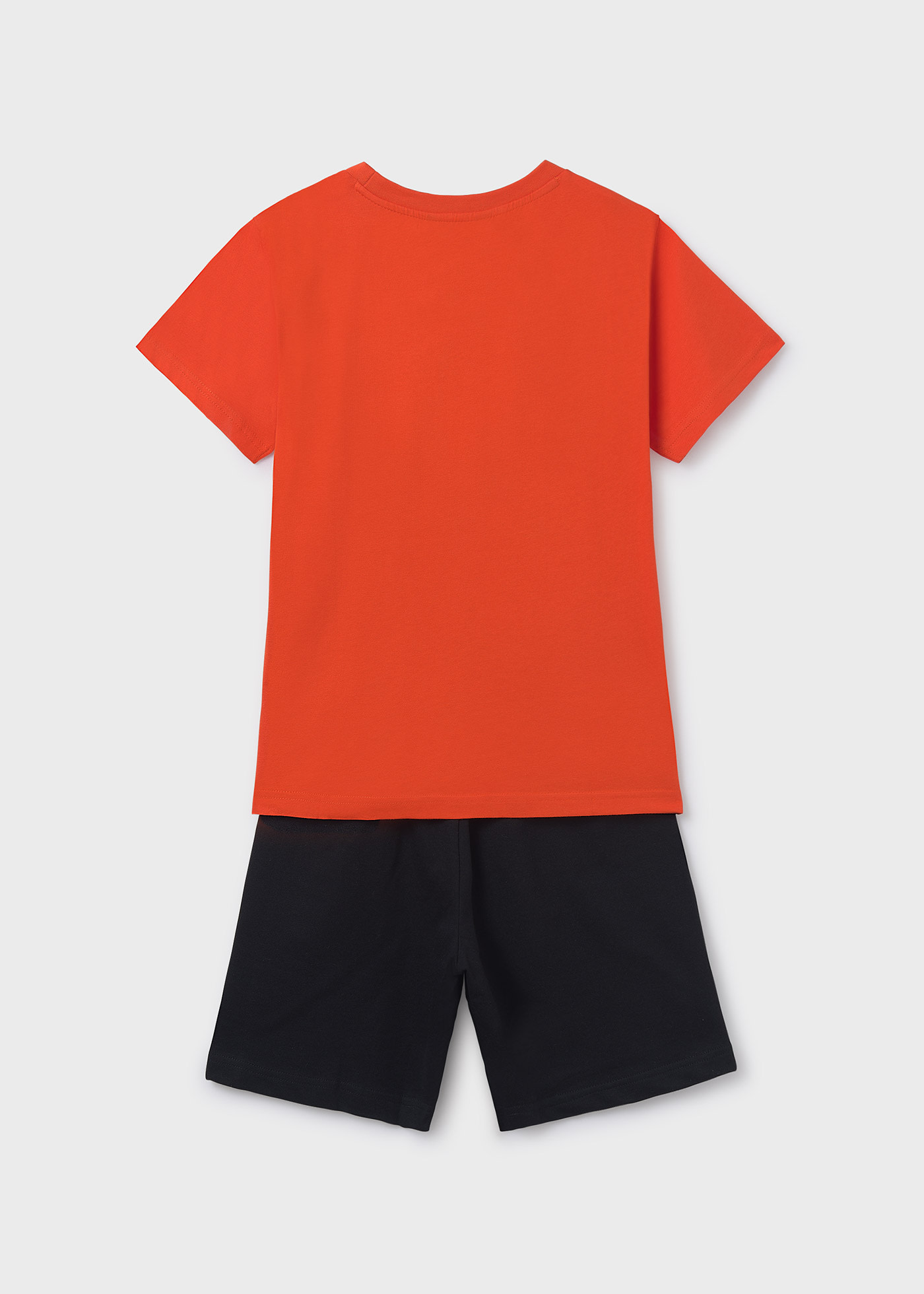 Conjunto bermudas e t-shirt mensagem rapaz