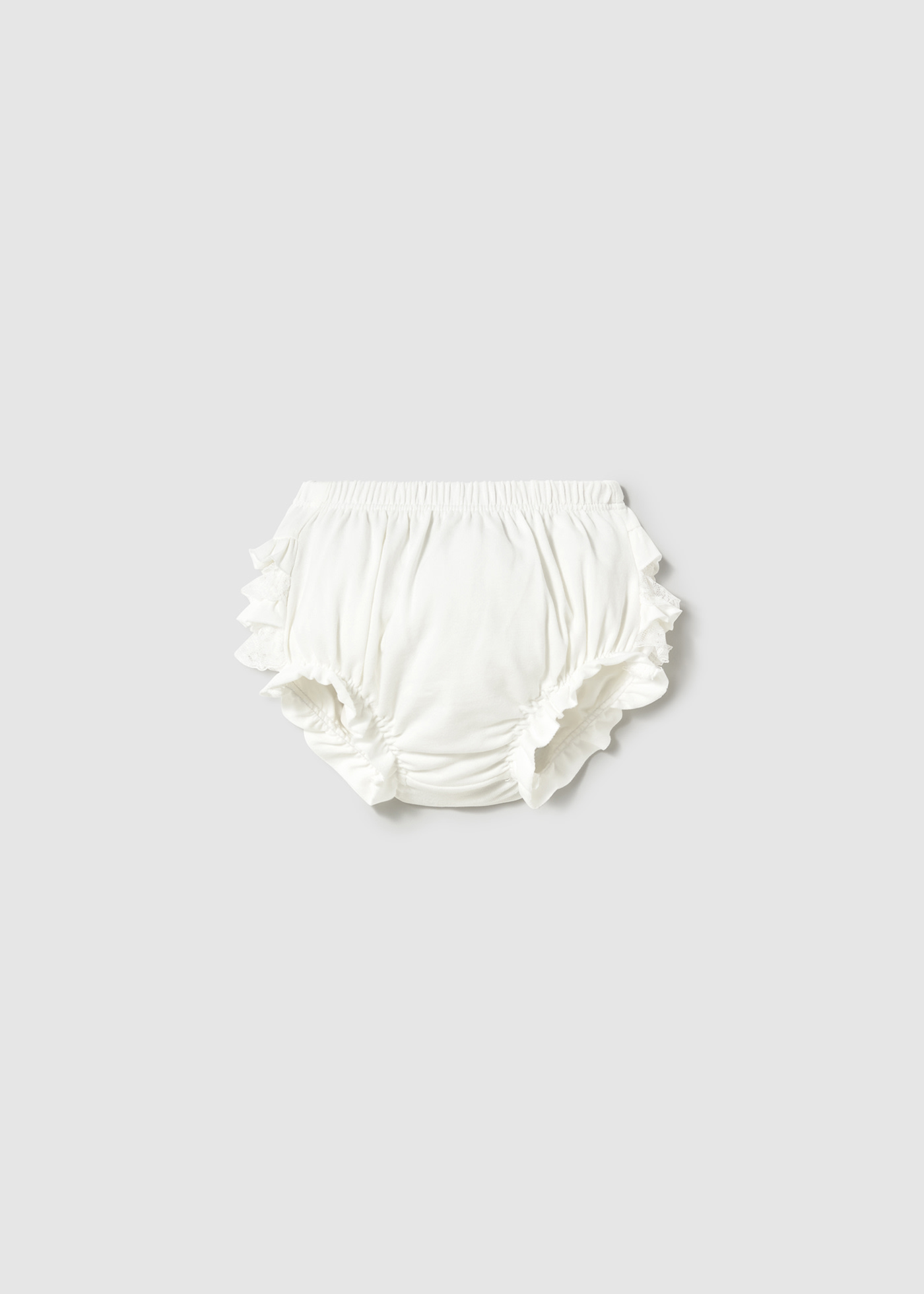 Newborn Ruffled Bloomers