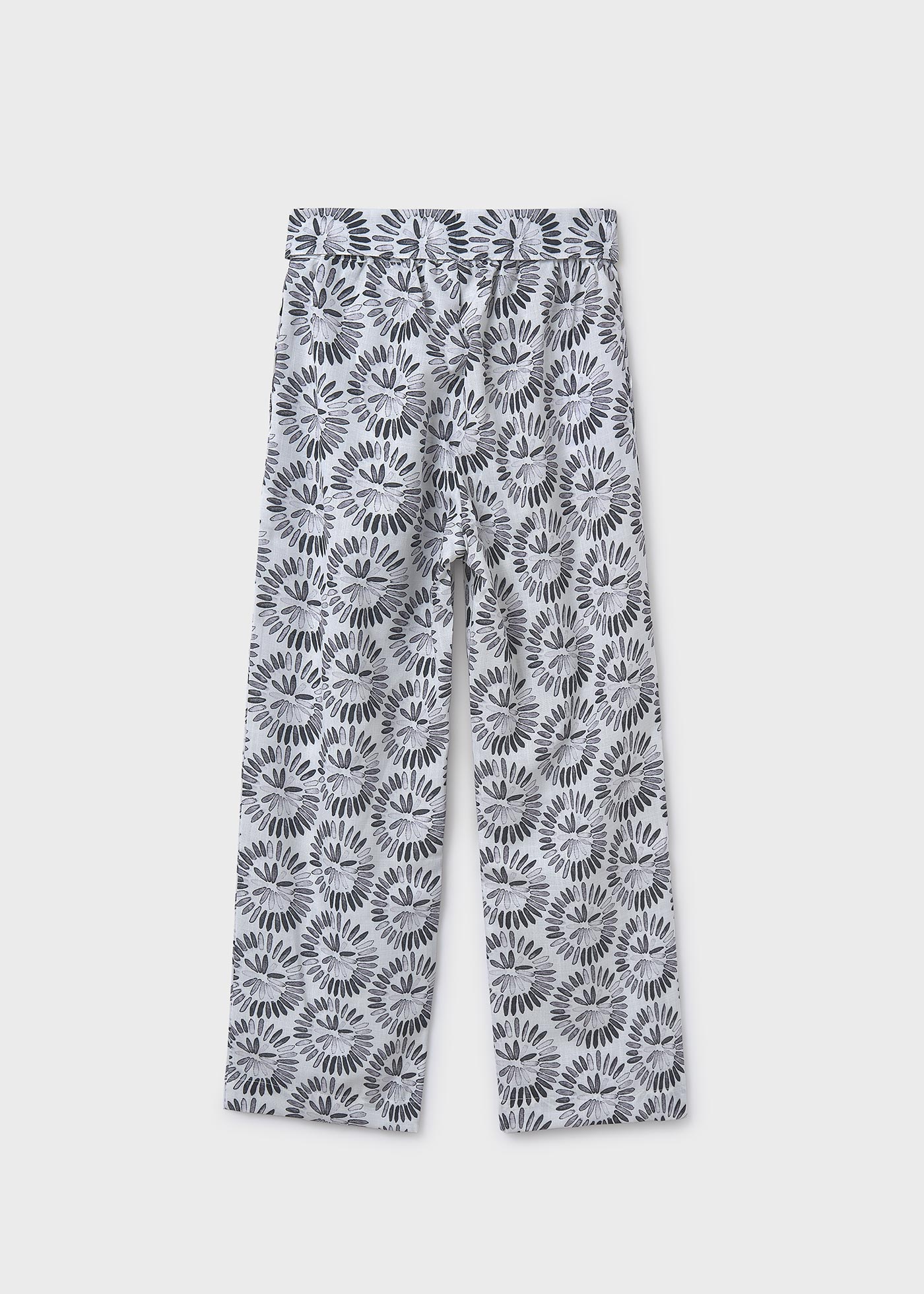 Pantaloni imprimeu fata