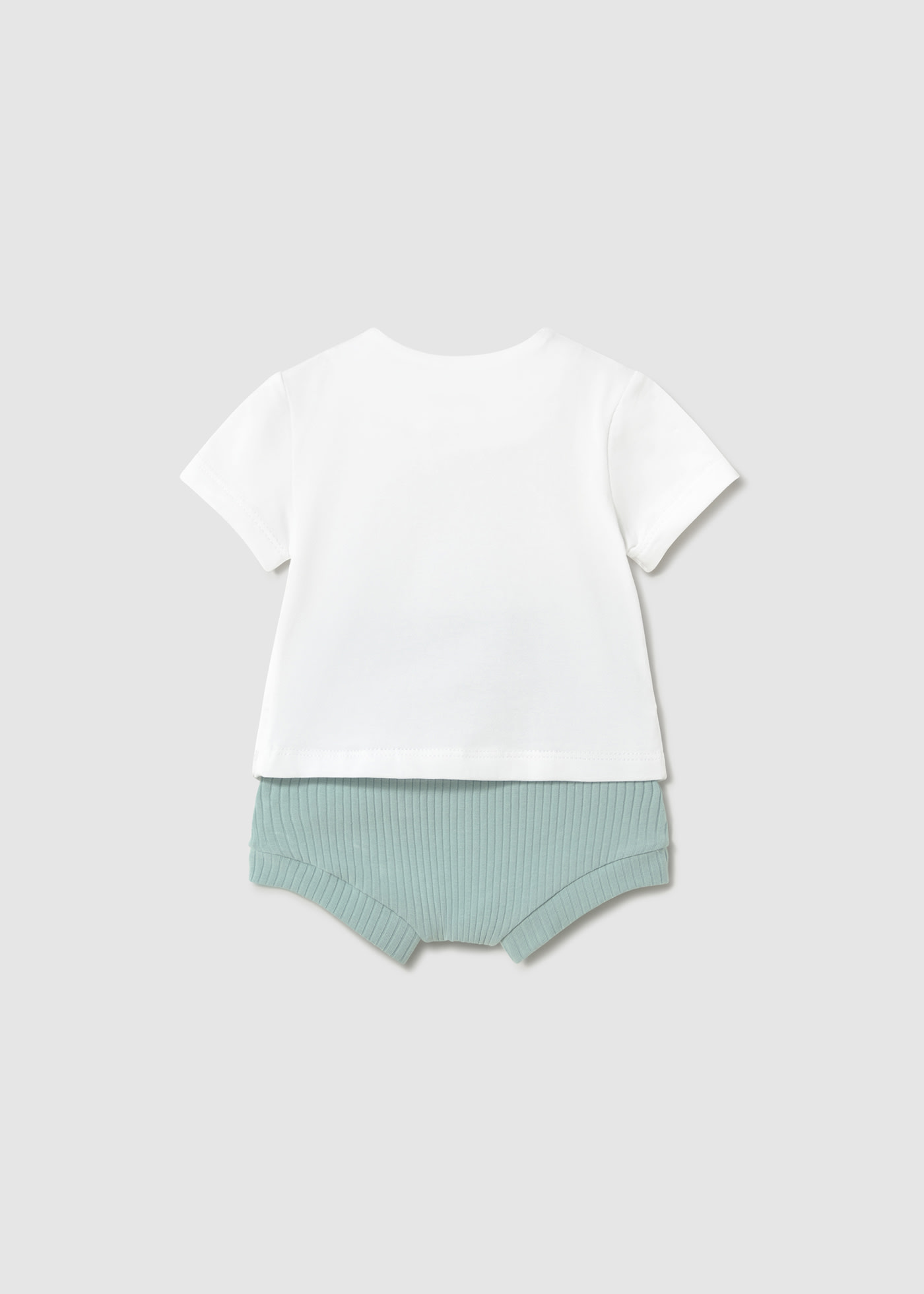 Conjunto short y playera osito recién nacida