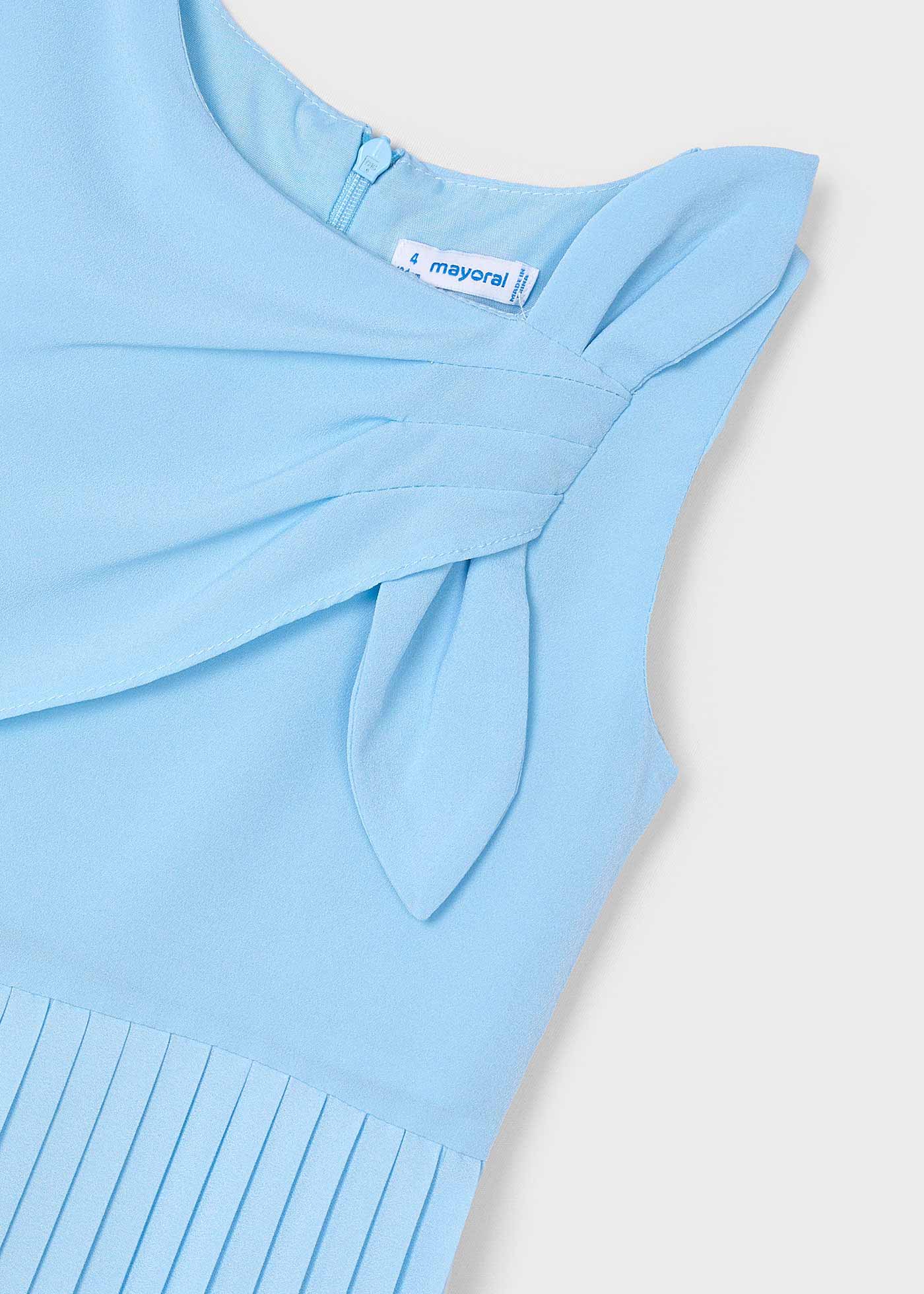 Дълъг гащеризон с панделка за момиче