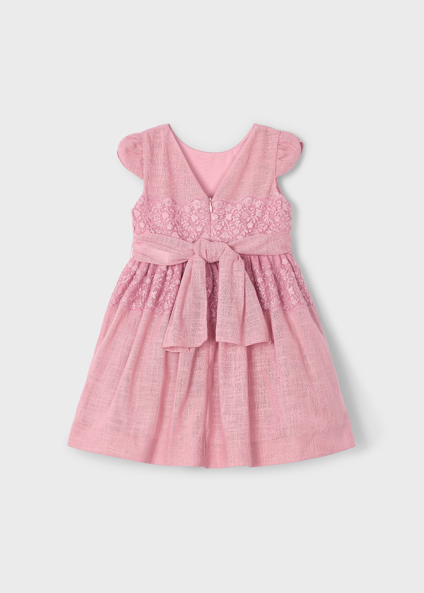 Girl lace dress with sash