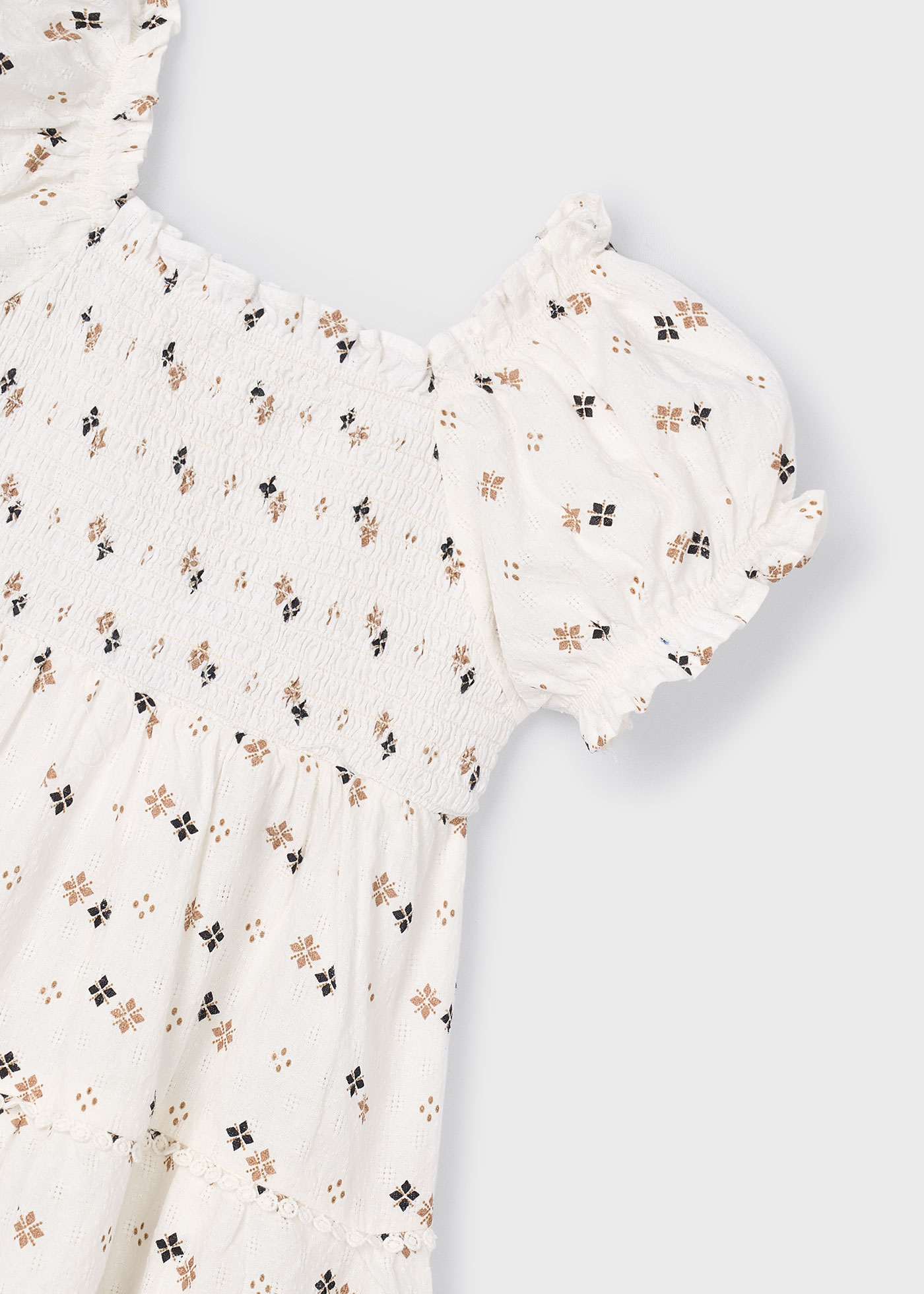 Vestido ninho de abelha menina