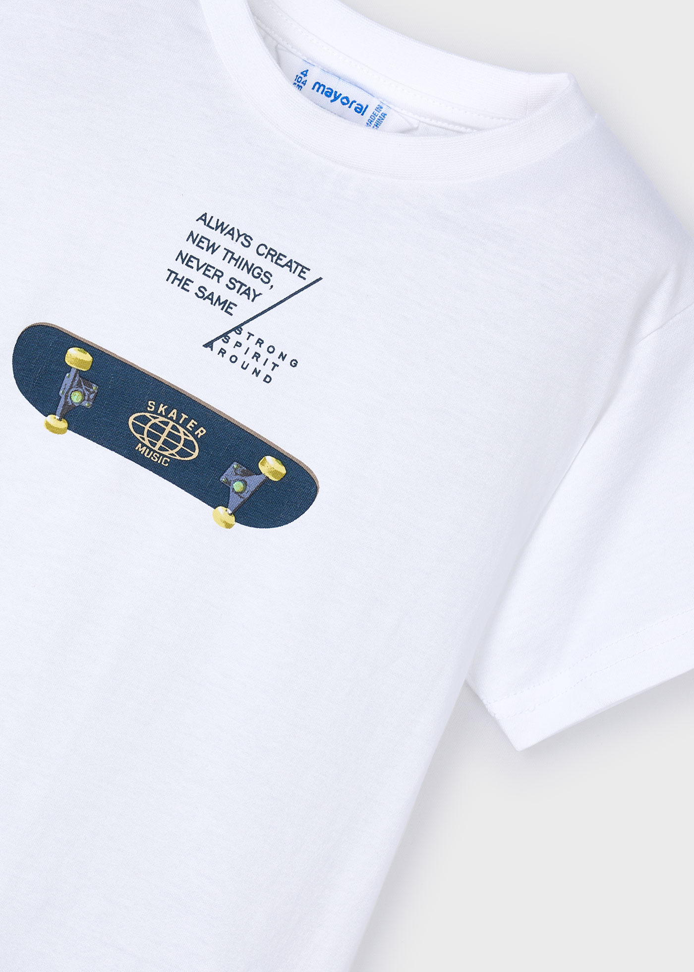 Fato treino com t-shirt skate menino