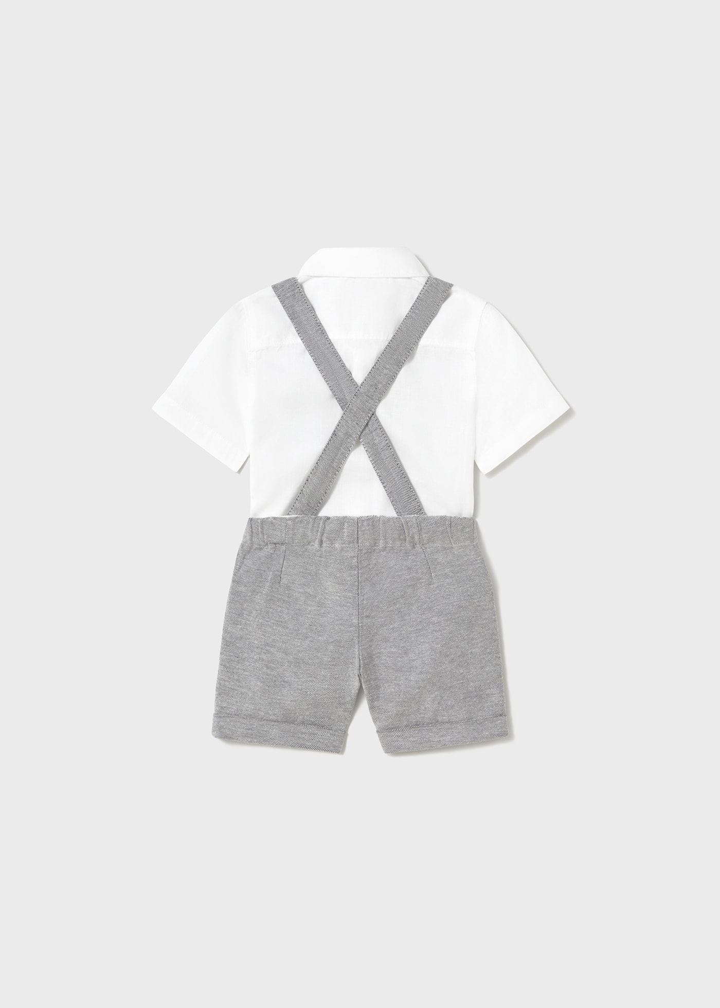 Conjunto bermuda y camisa con corbatín bebé
