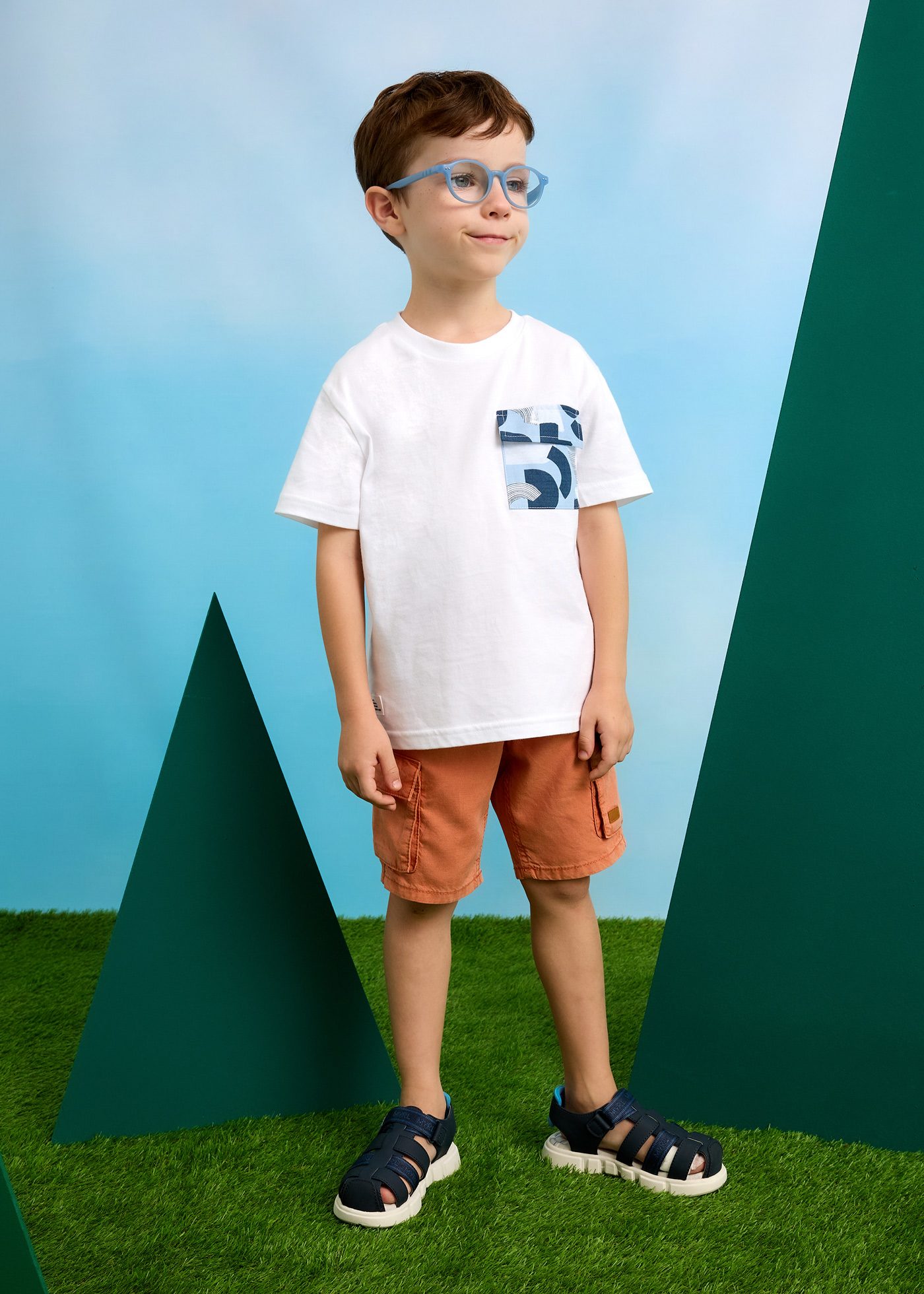 Playera bolsillo estampado niño