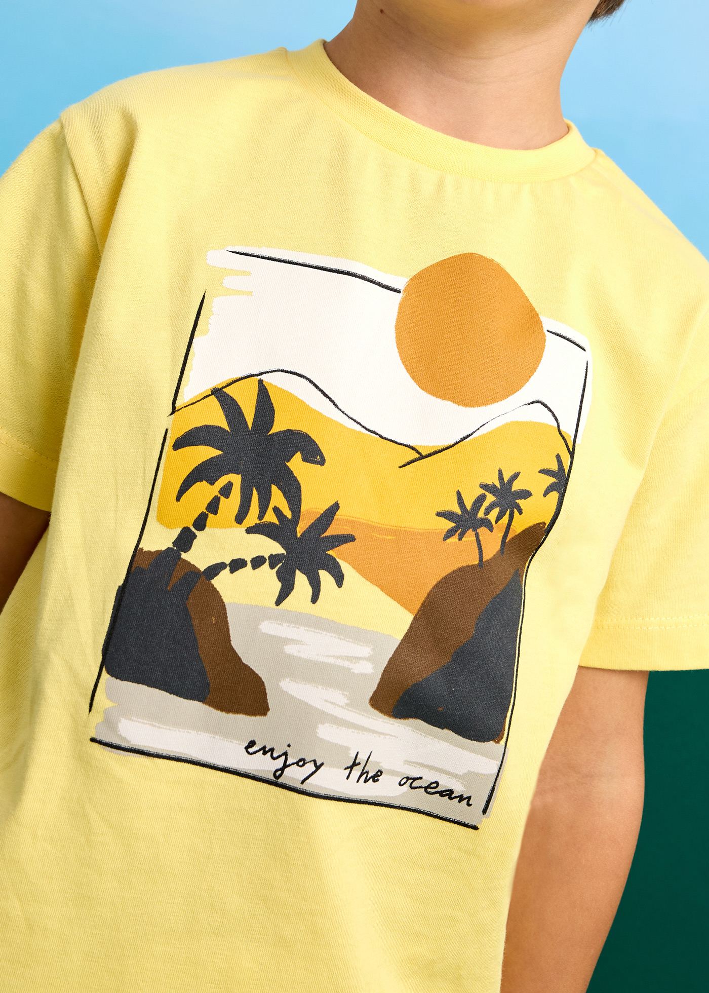 Camiseta paisaje niño