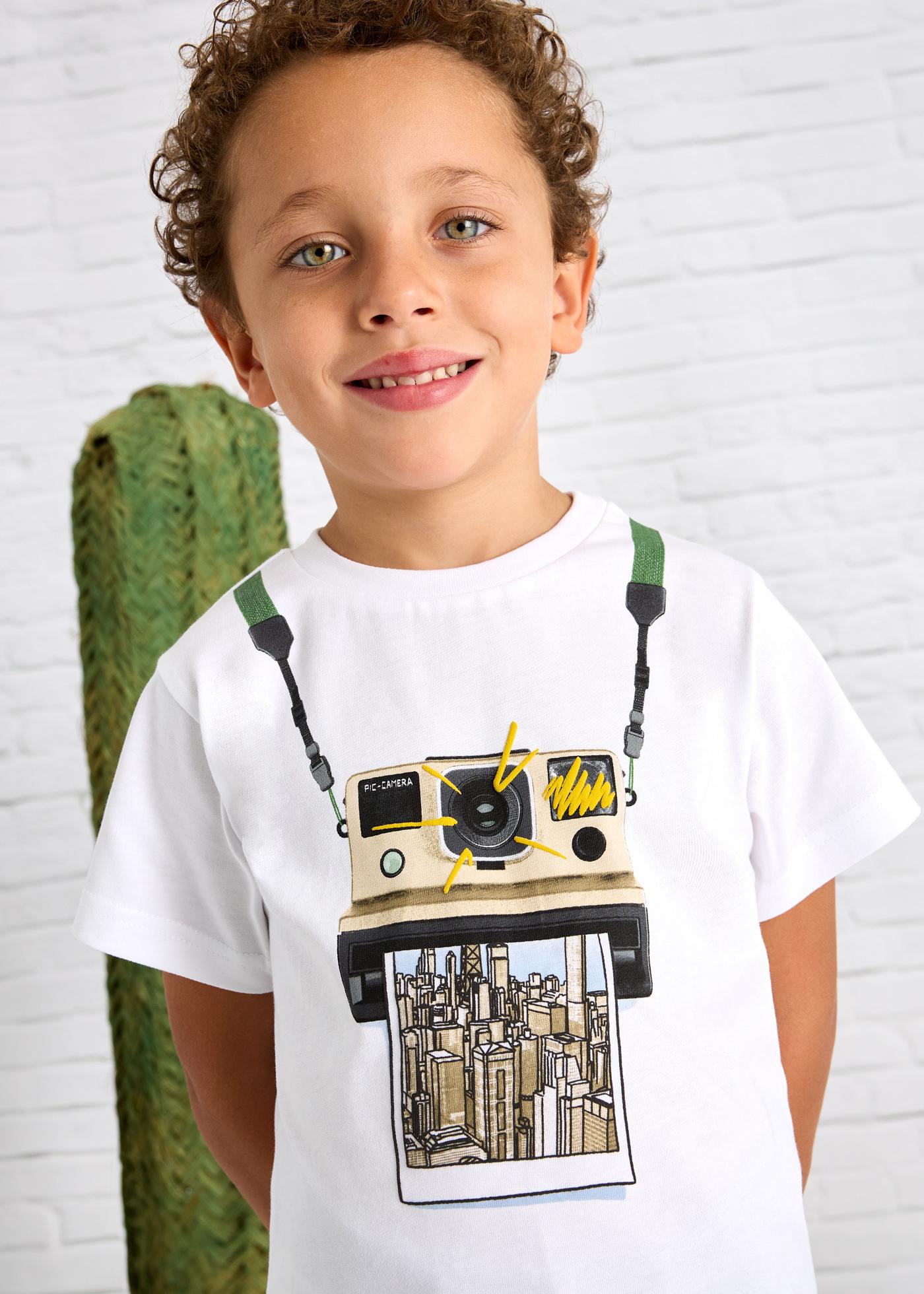 T-shirt câmara menino