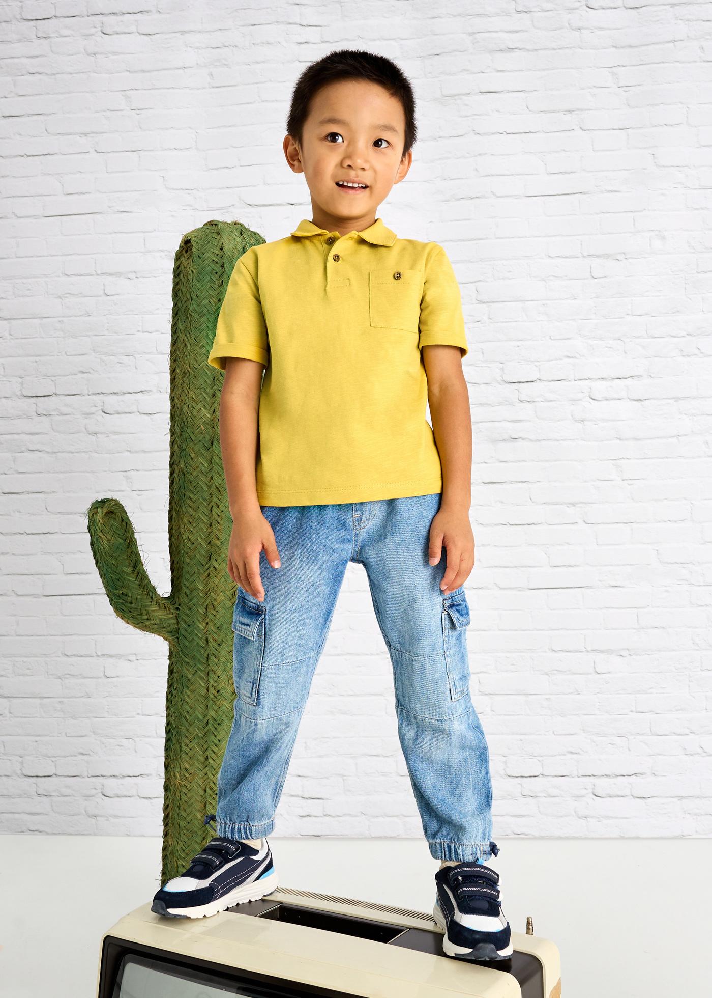 Boy lightweight fabric polo shirt with pocket