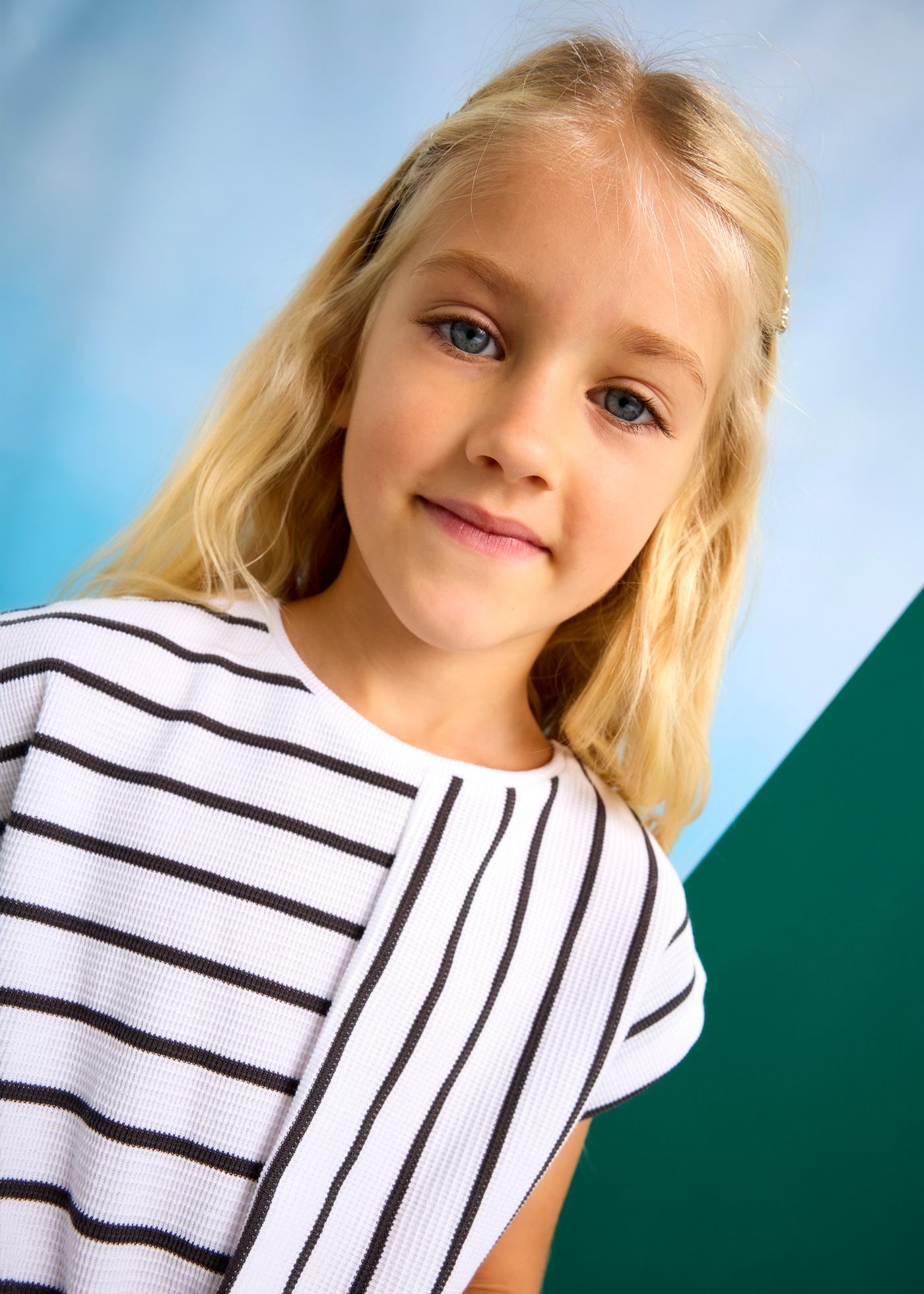 Completo pantalone  e maglietta righe bambina