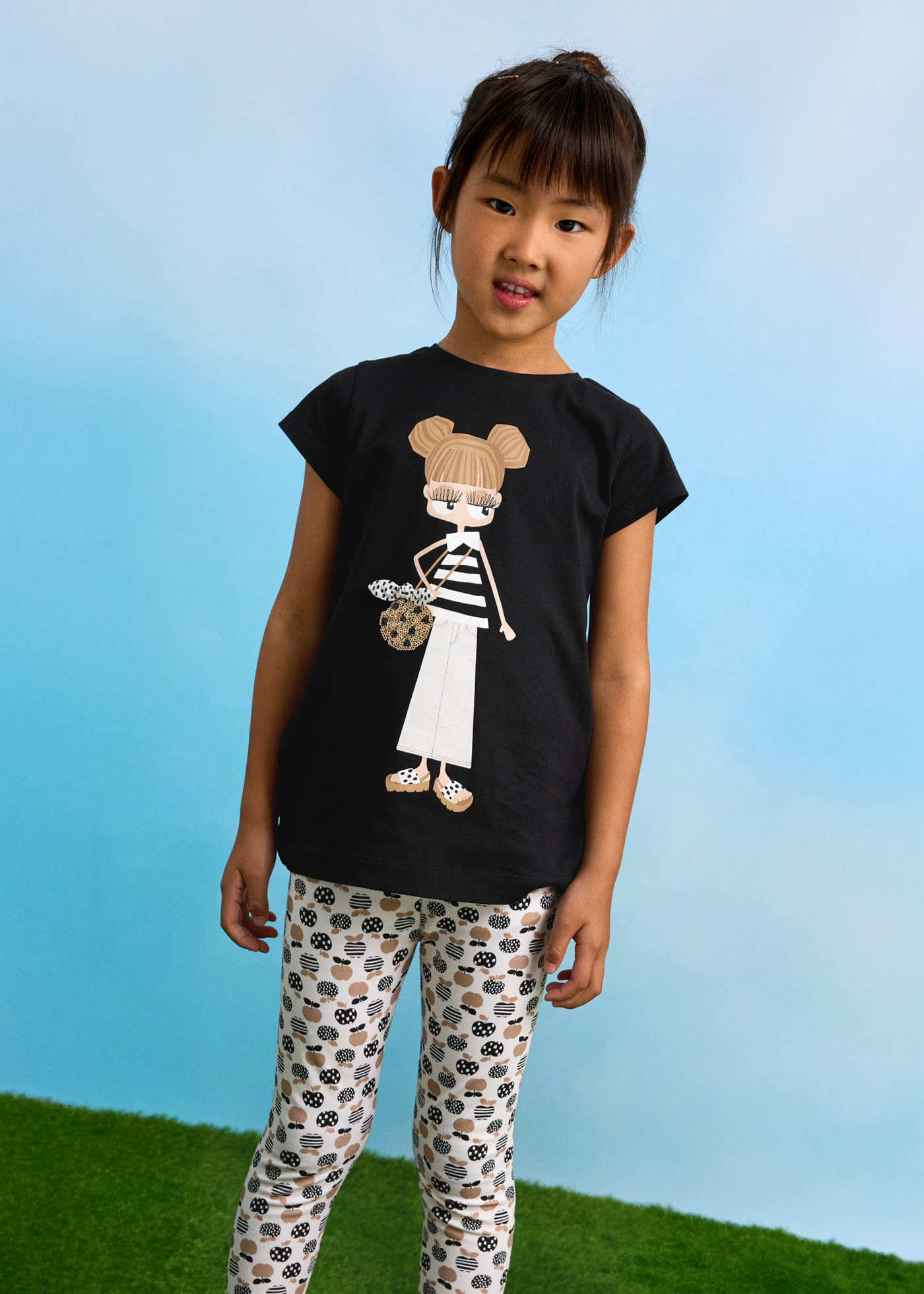 Conjunto legging tobillero y playera estampado niña