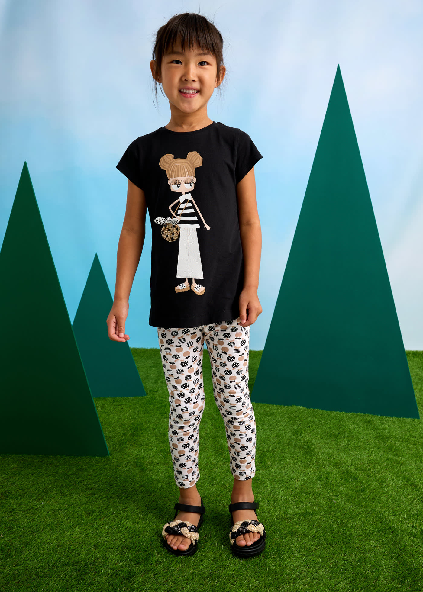 Conjunto legging tobillero y playera estampado niña