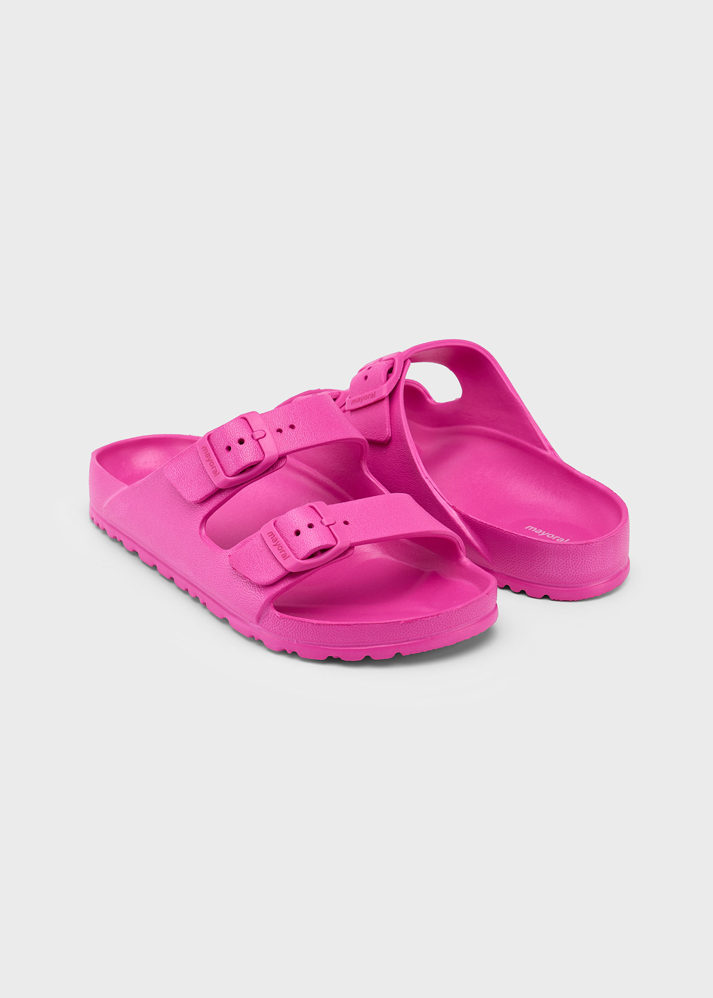 Unisex buckle sandals