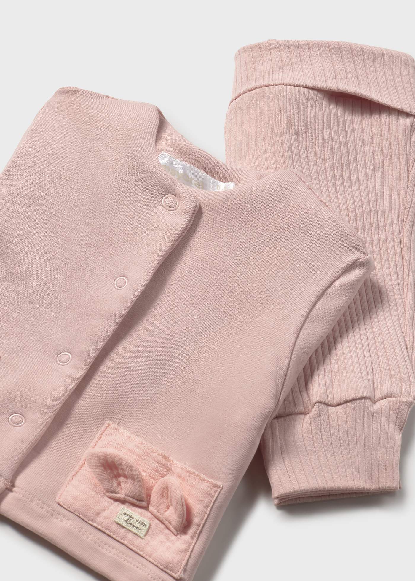 Trening cu tricou imprimat nou-nascut