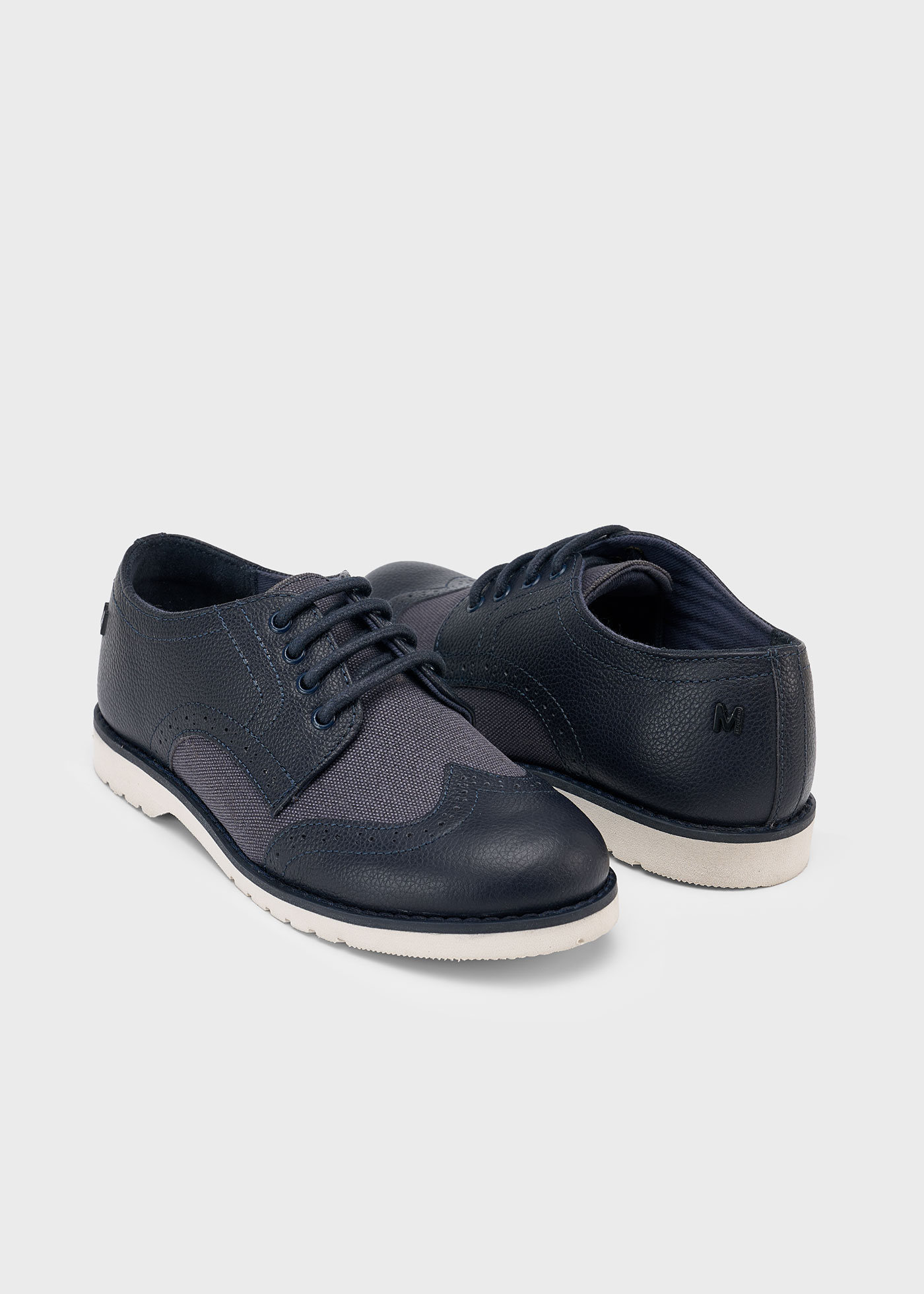 Zapato cordones piel niño