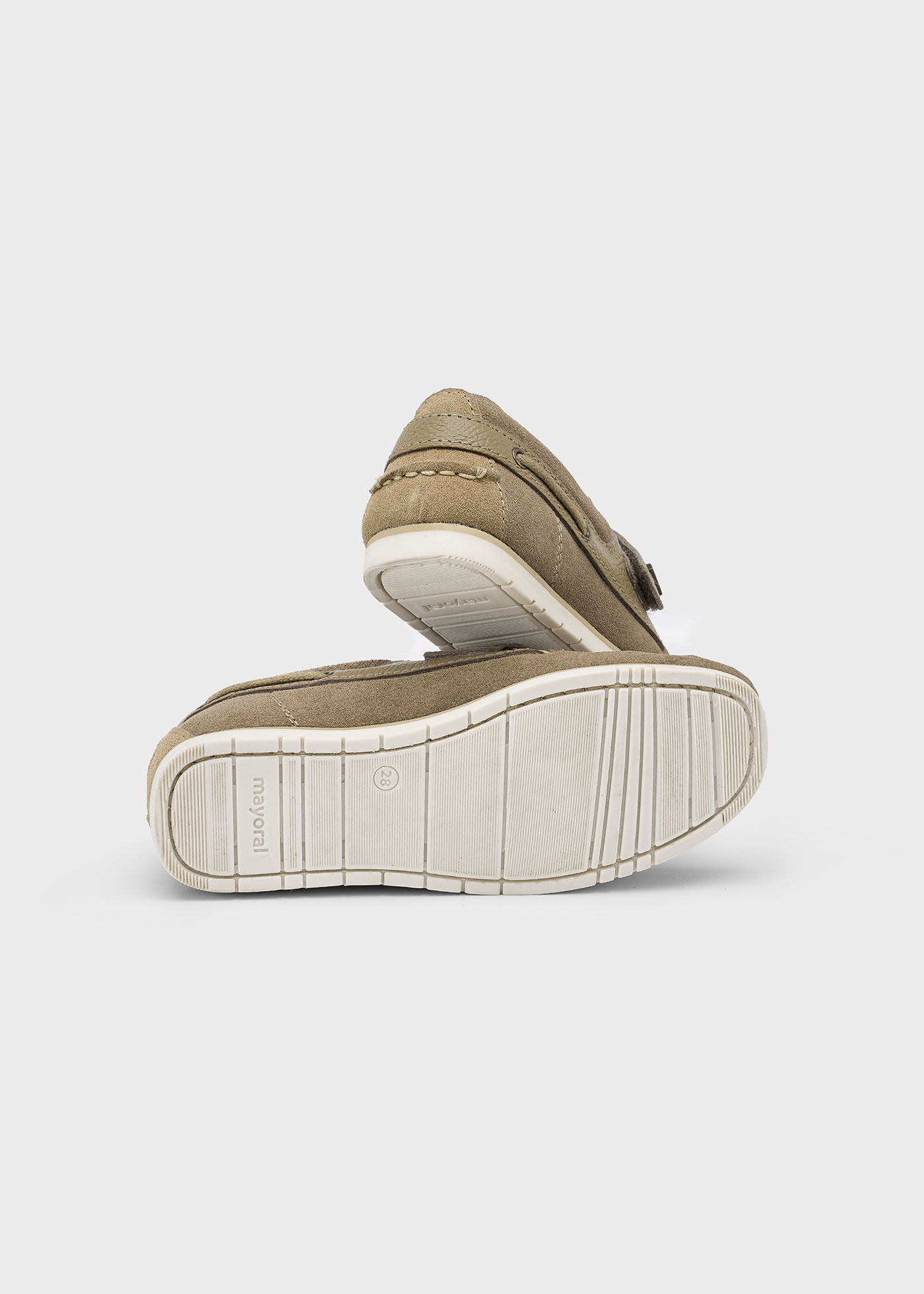 Buty marynarskie zamszowe dla chłopca