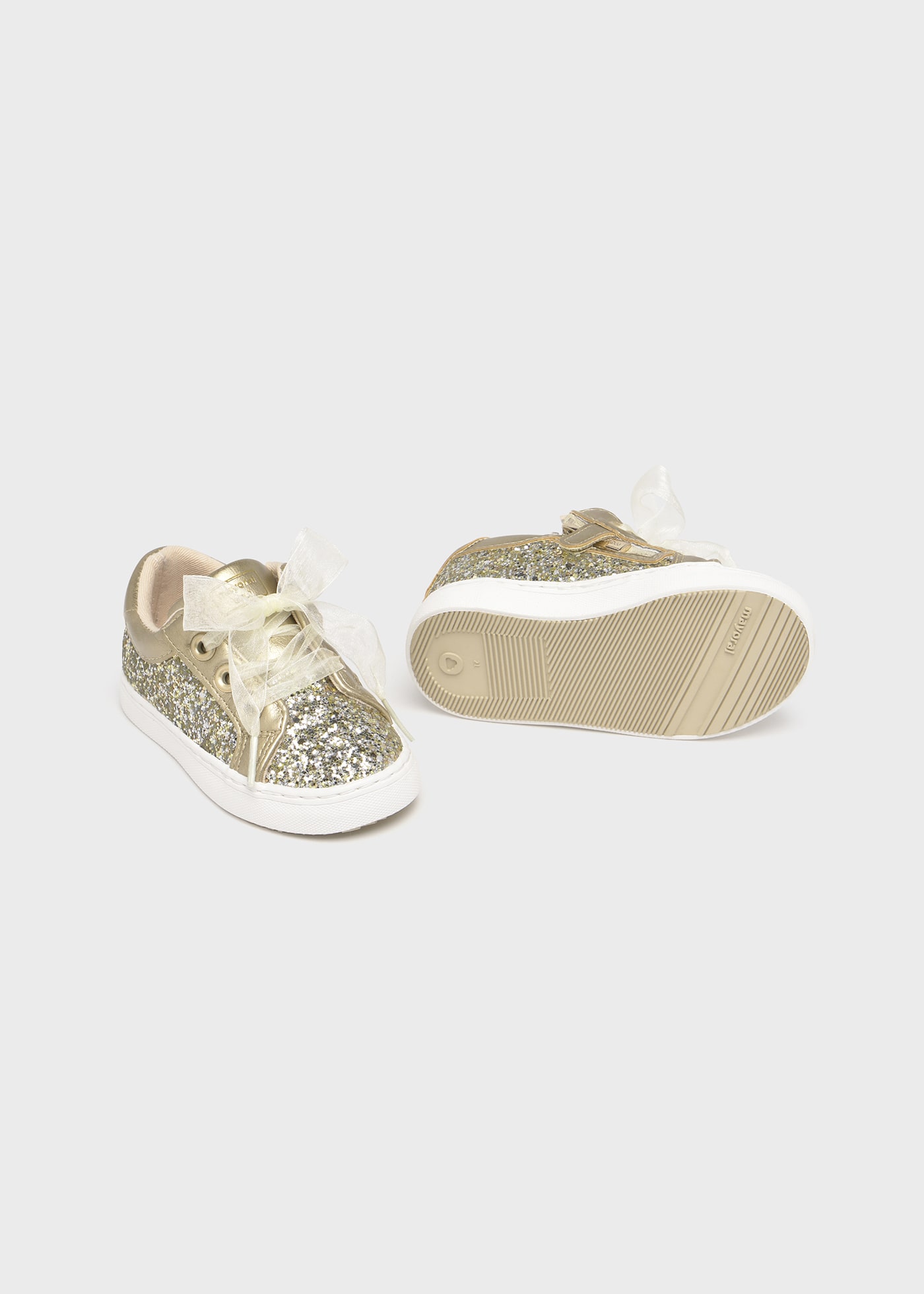 Buty sportowe z brokatem dla niemowlęcia