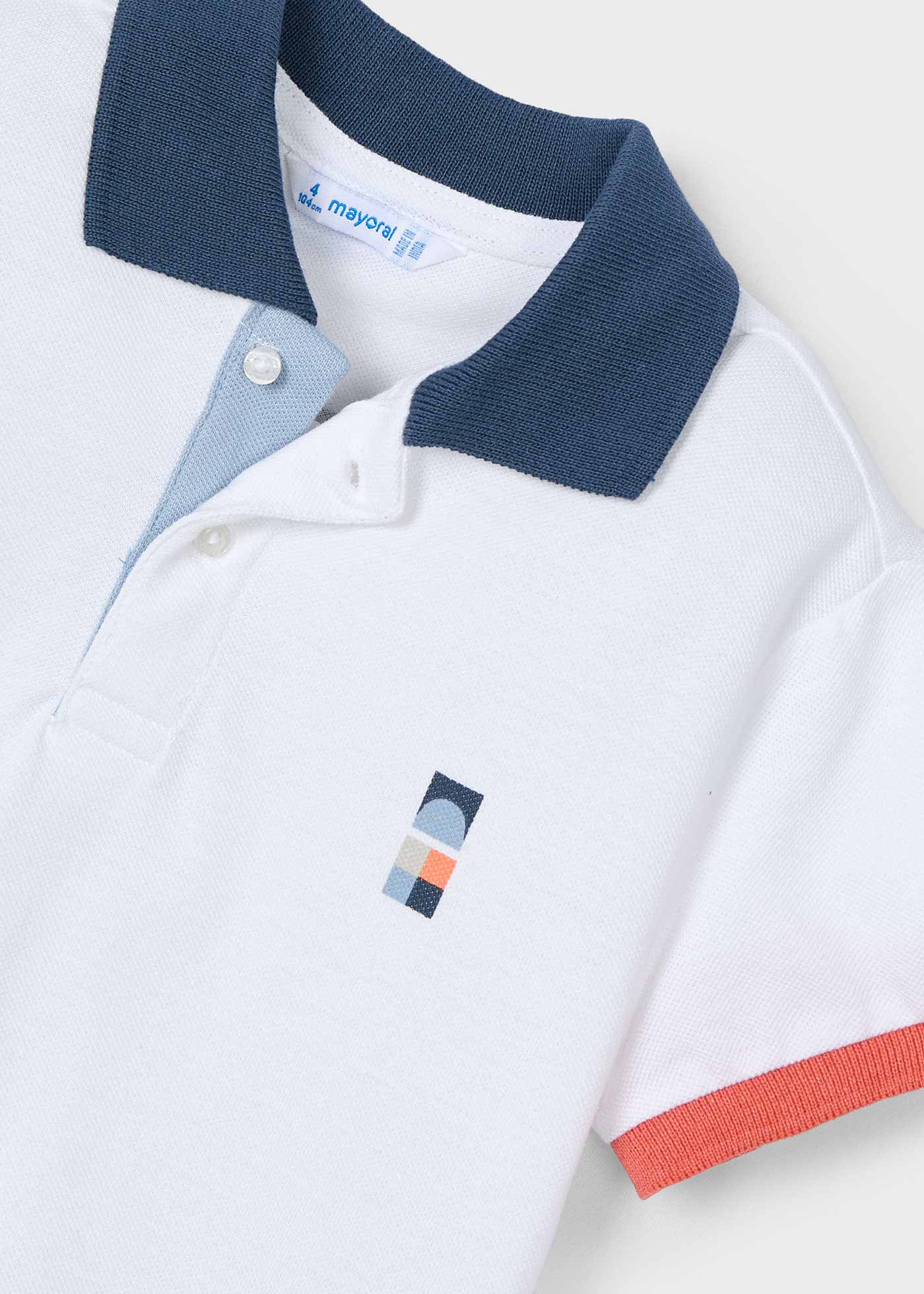 Polo grafica pe spate baiat