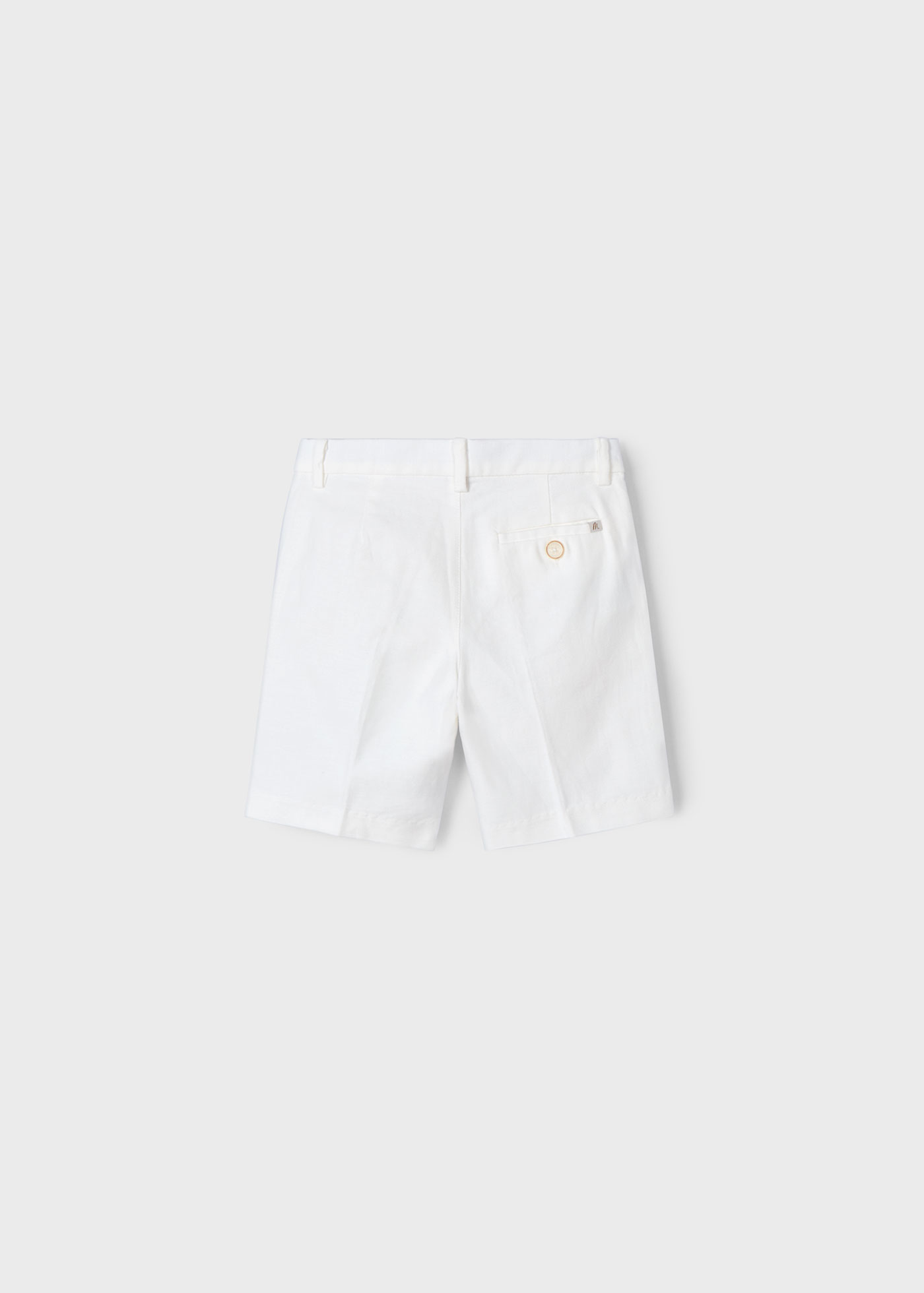Bermudas elegantes com linho menino