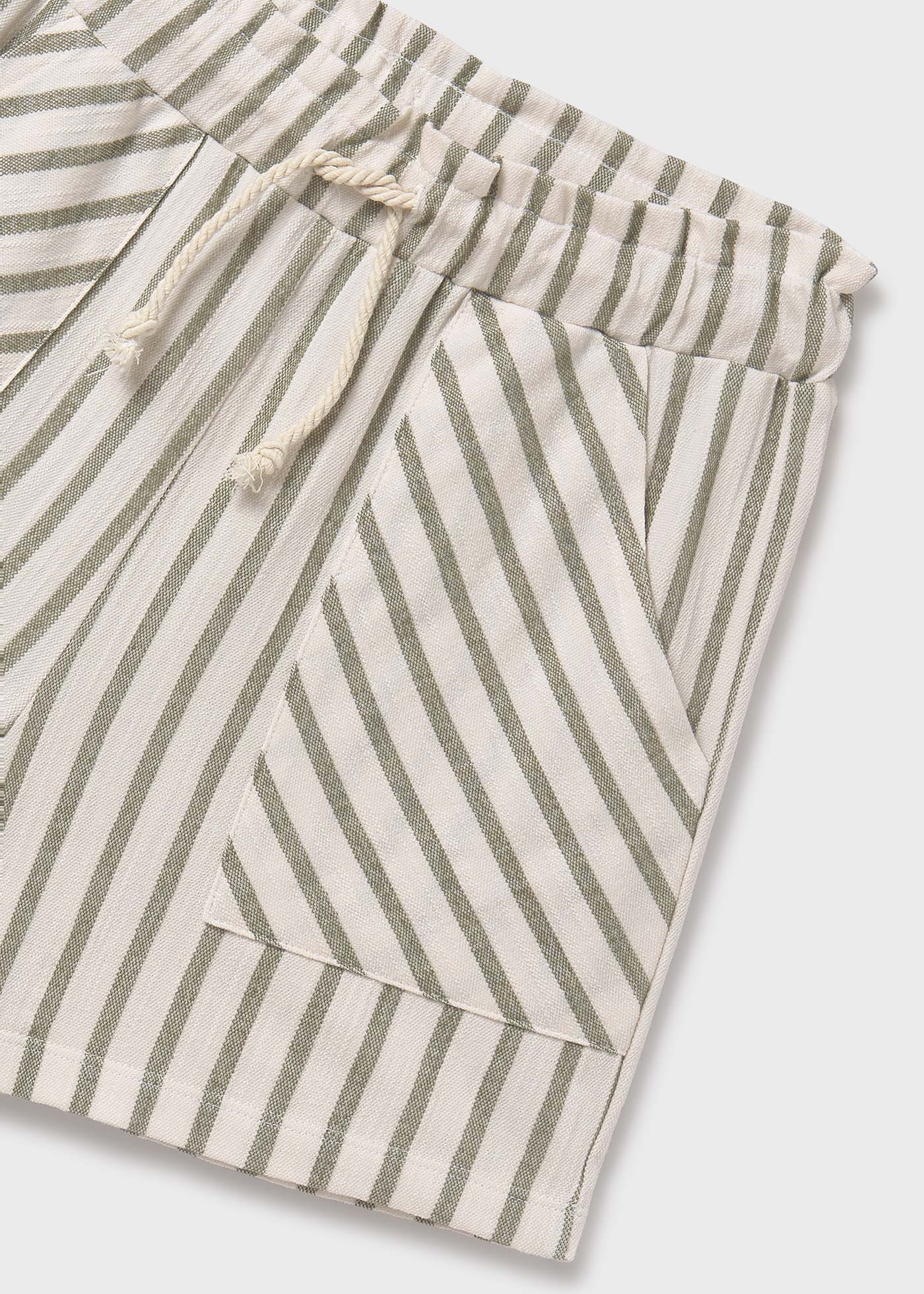 Pantaloni scurti casual fata