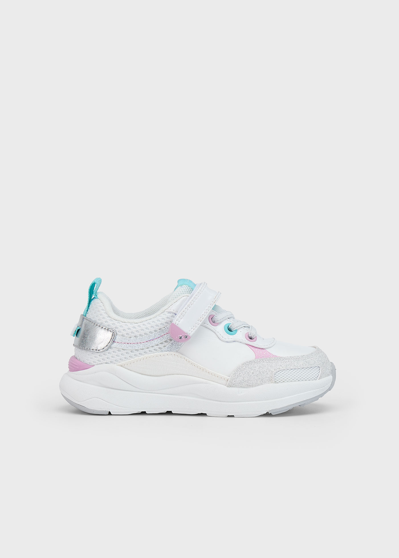 Sportschuhe gezackte Sohle Mädchen